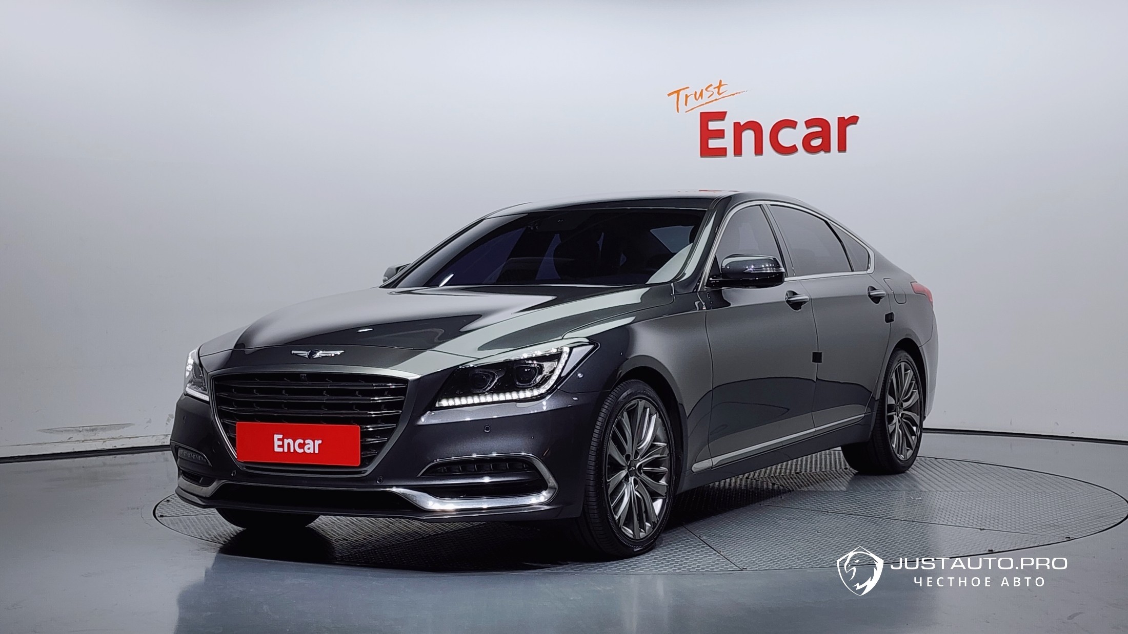 Автомобиль Genesis G80