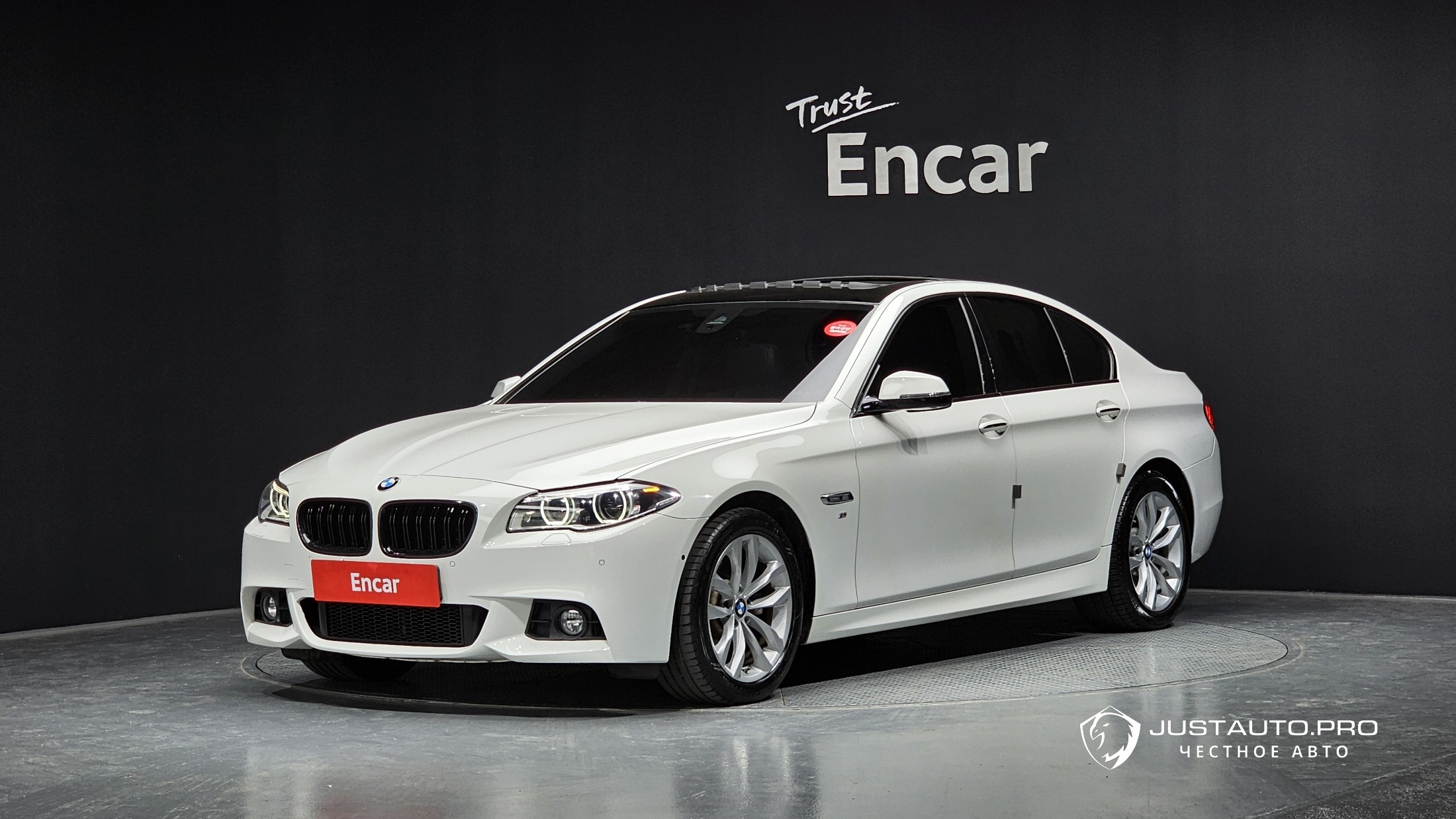 Автомобиль BMW 5-Series