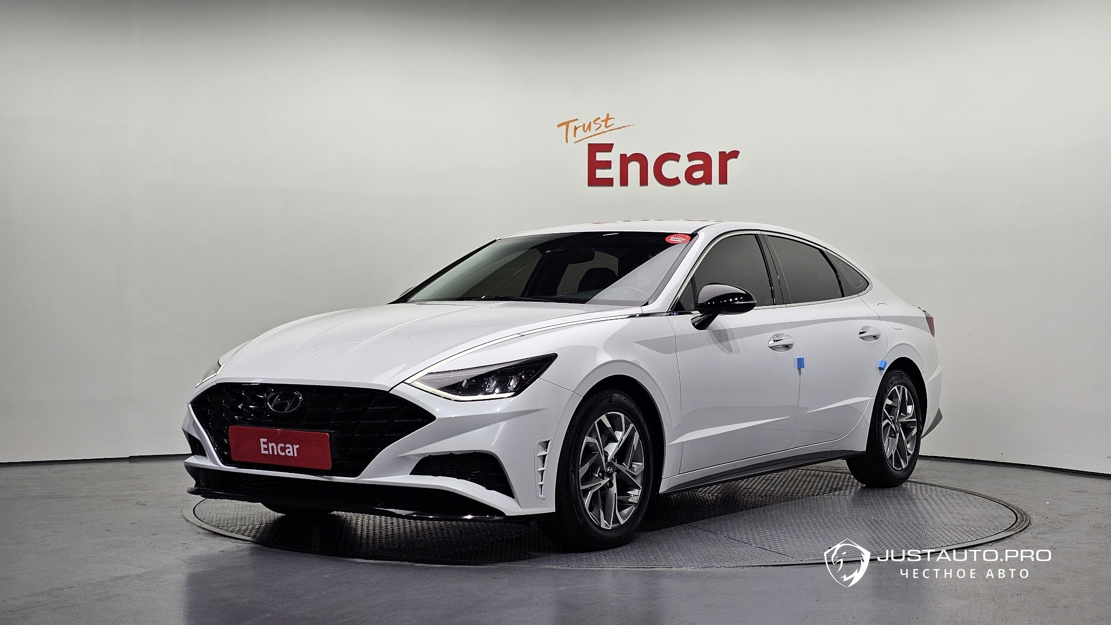 Автомобиль Hyundai Sonata