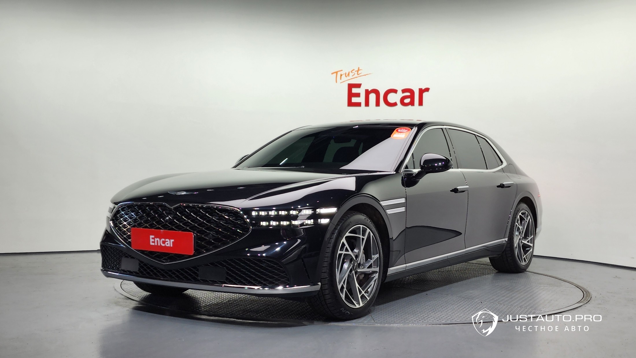 Автомобиль Genesis G90