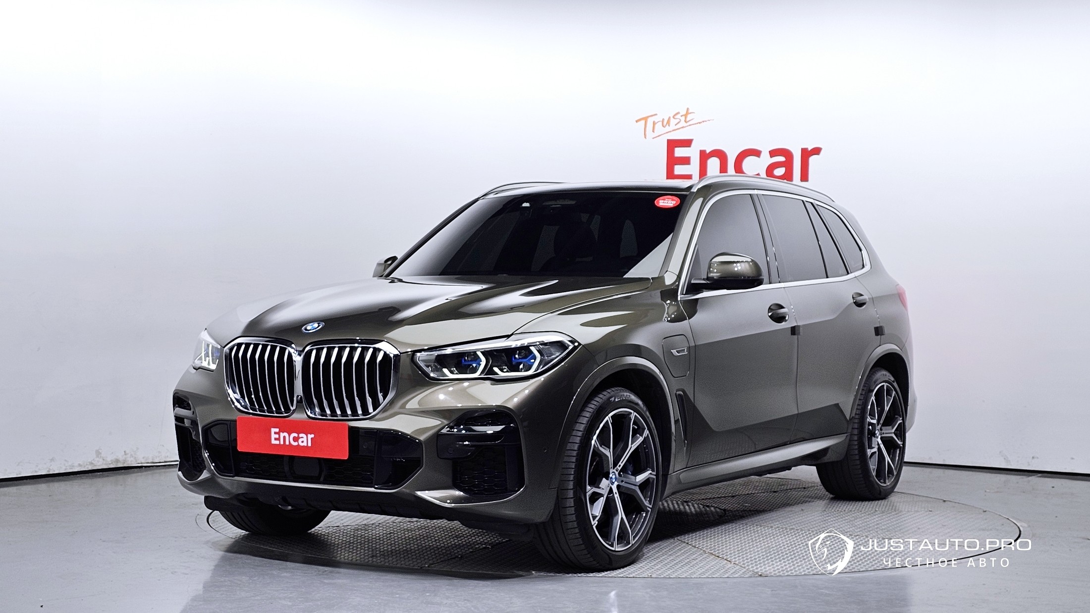 Автомобиль BMW X5