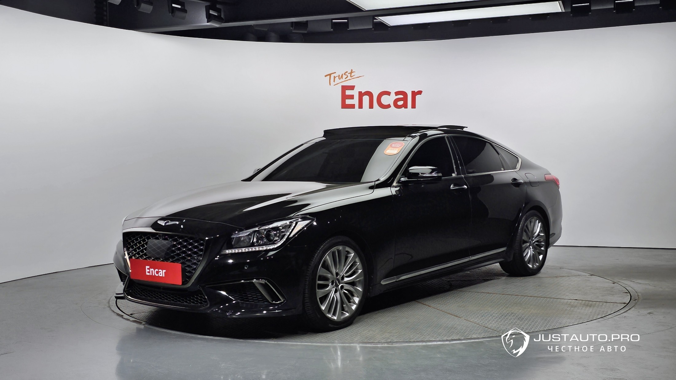 Автомобиль Hyundai Genesis
