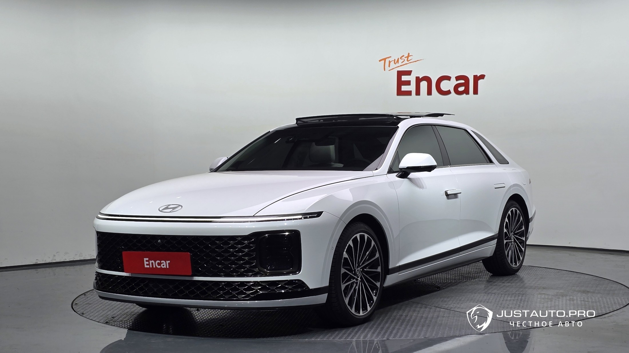 Автомобиль Hyundai Grandeur