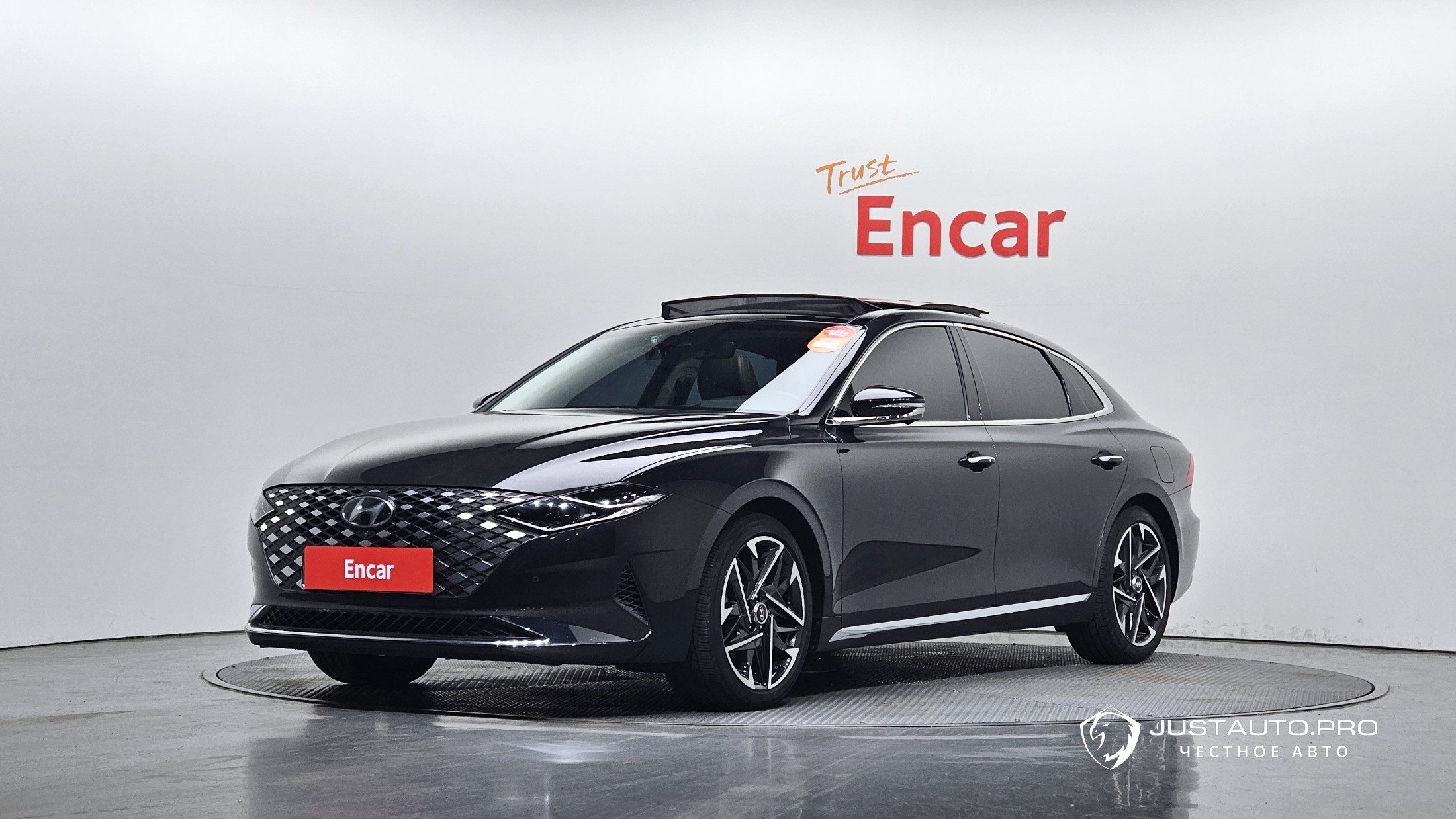 Автомобиль Hyundai Grandeur