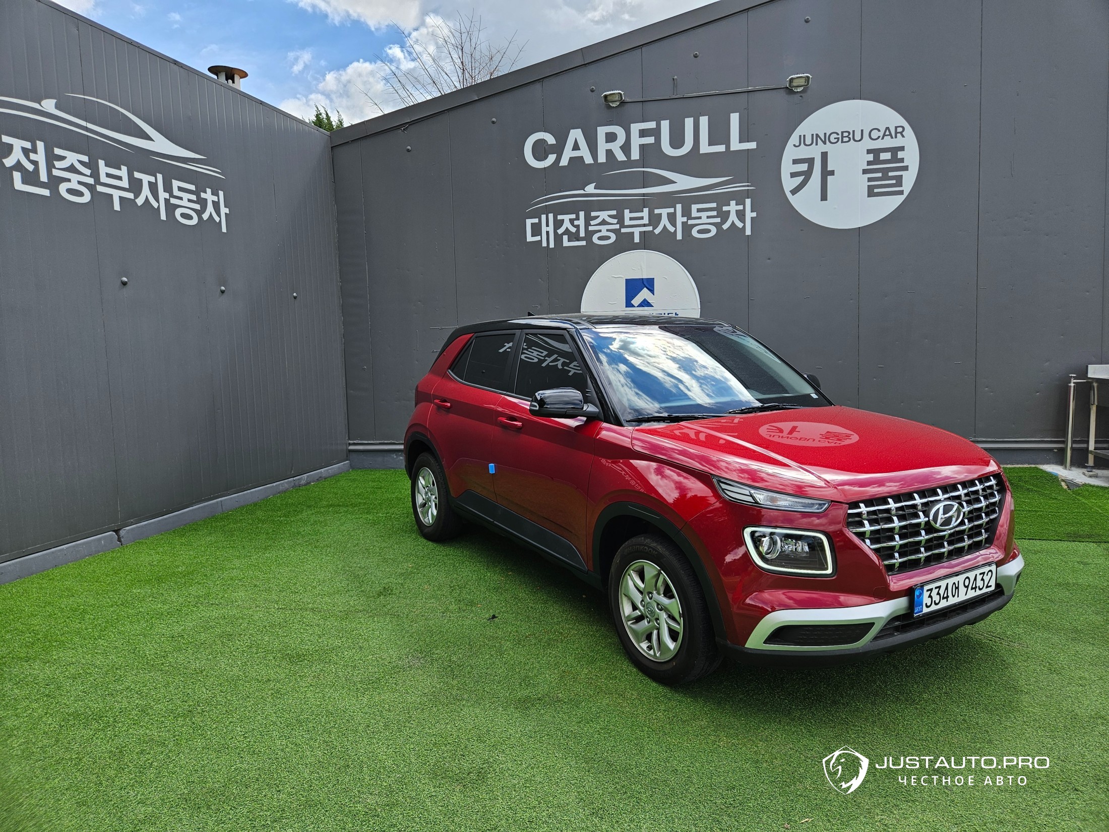 Автомобиль Hyundai Venue