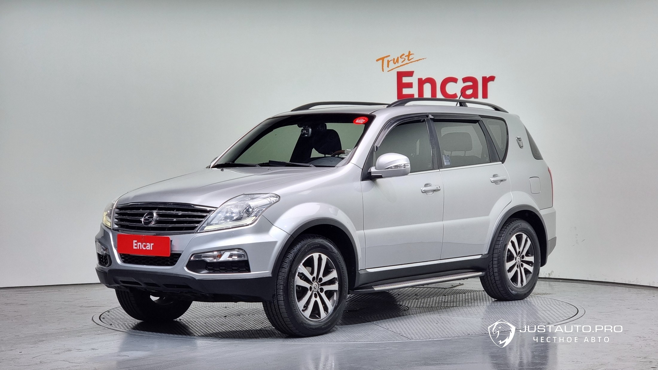 Автомобиль KG_Mobility_Ssangyong Rexton