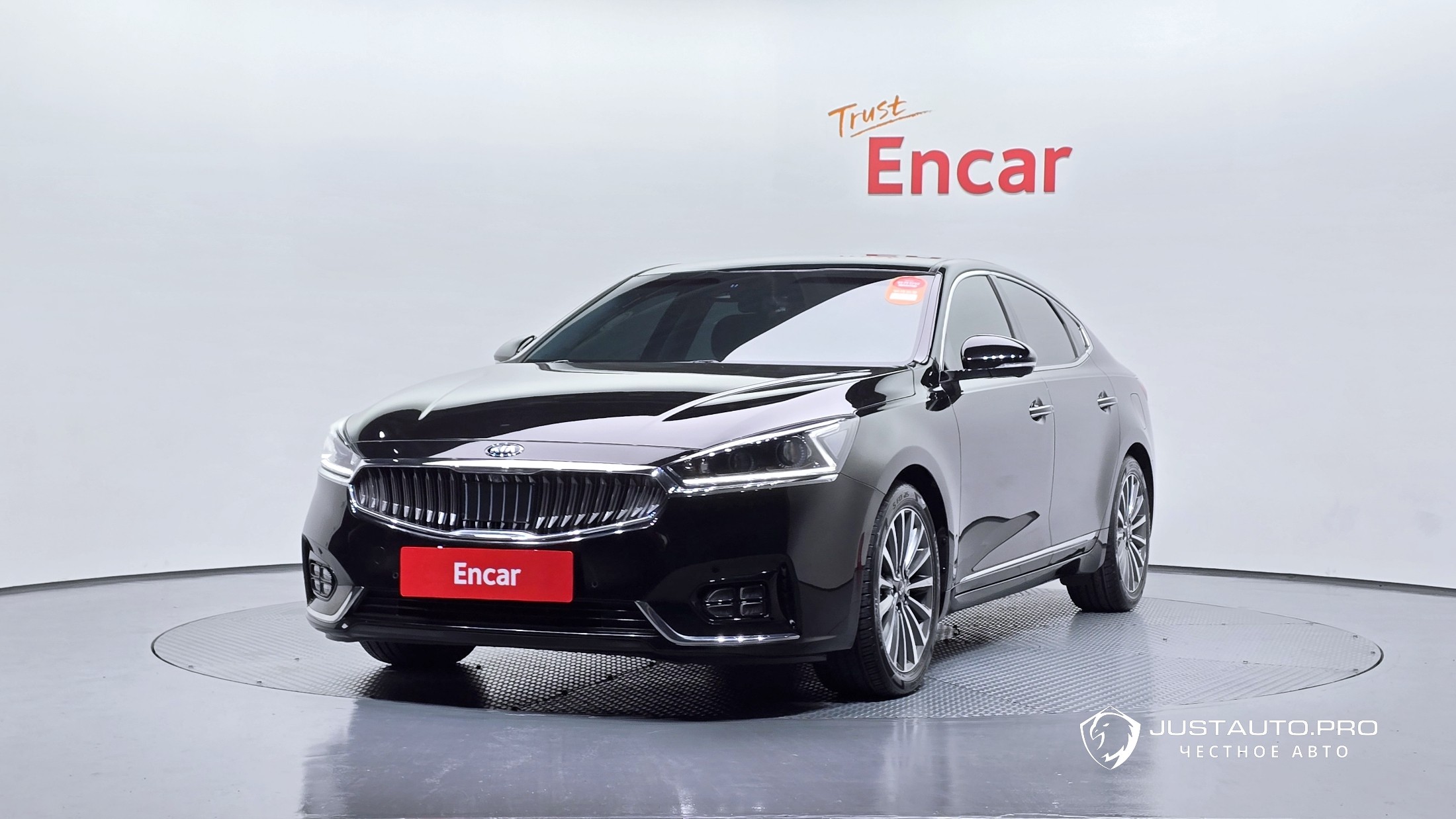 Автомобиль Kia K7