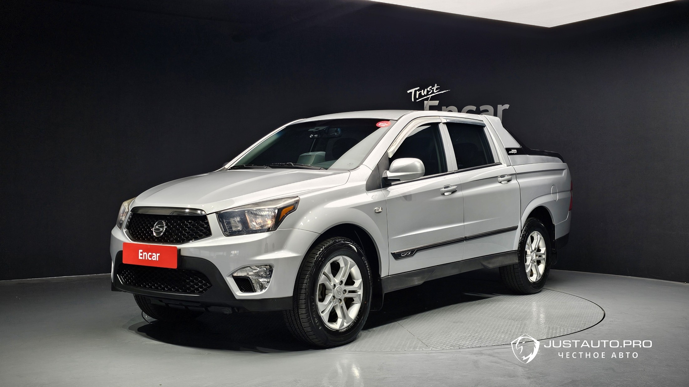 Автомобиль KG_Mobility_Ssangyong KORANDO