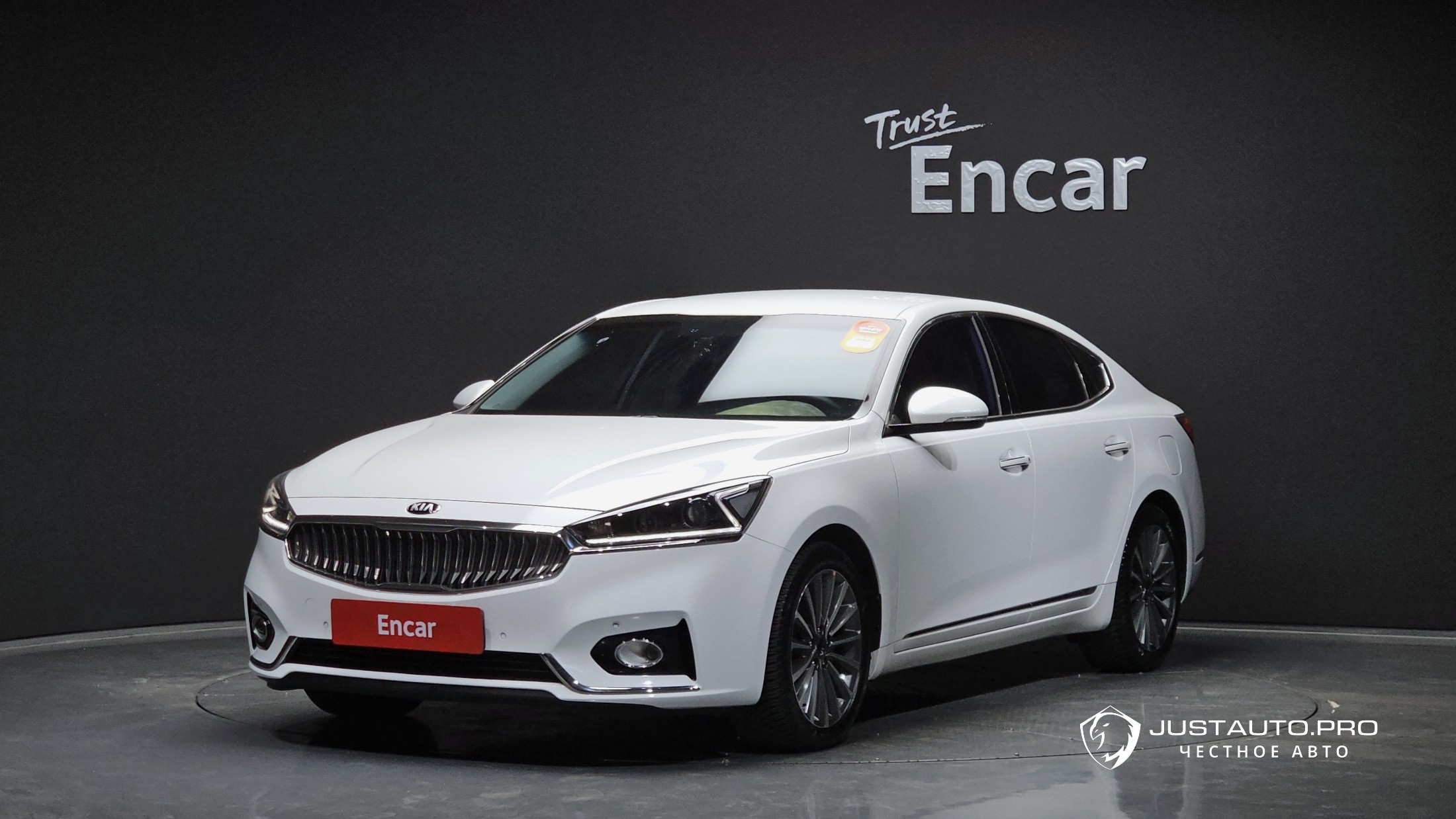 Автомобиль Kia K7