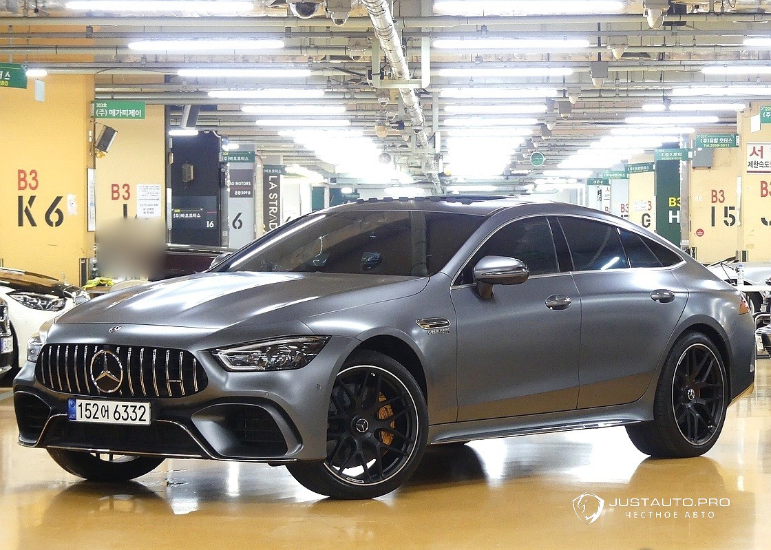 Автомобиль Mercedes-Benz AMG GT