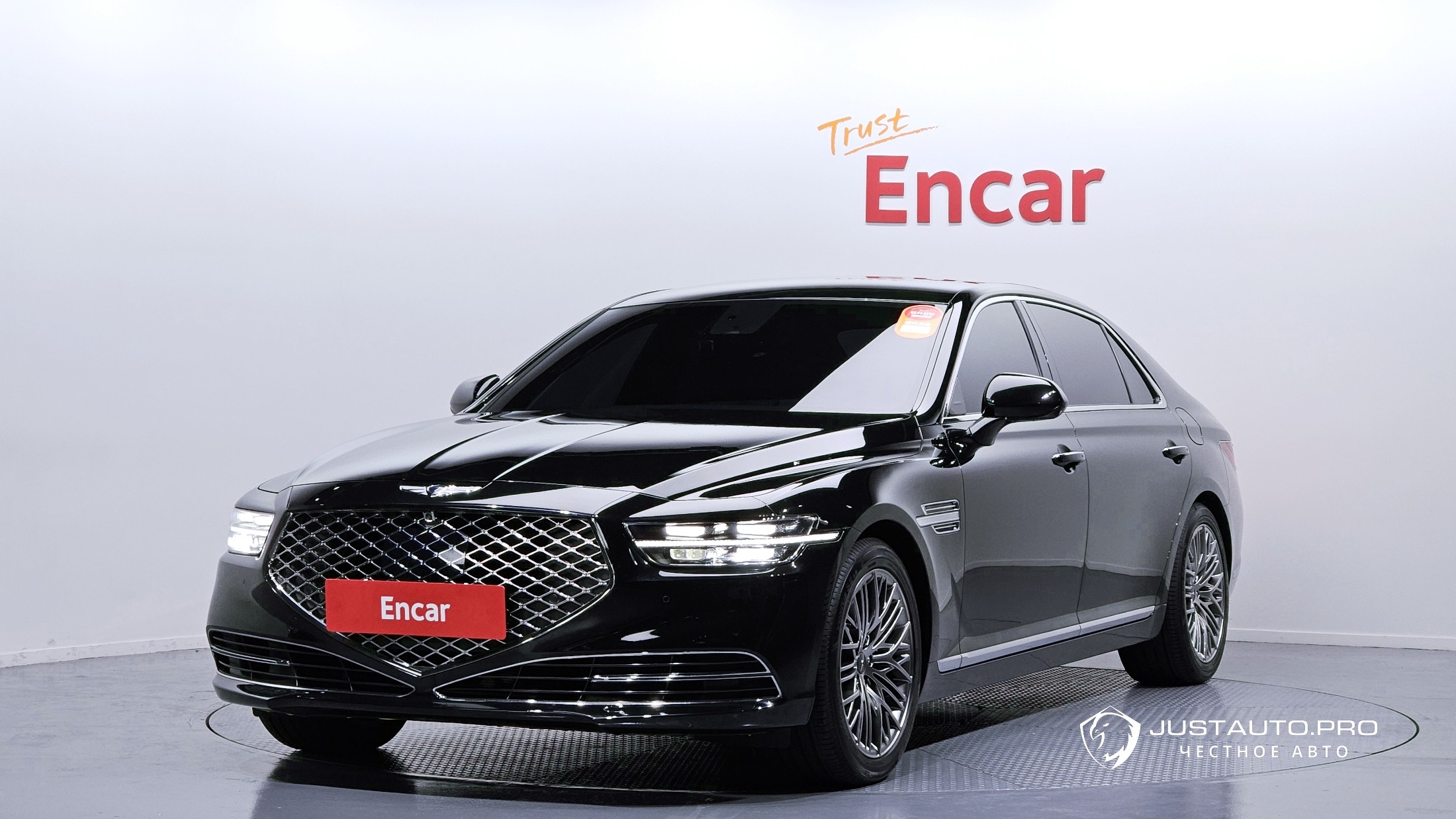 Автомобиль Genesis G90