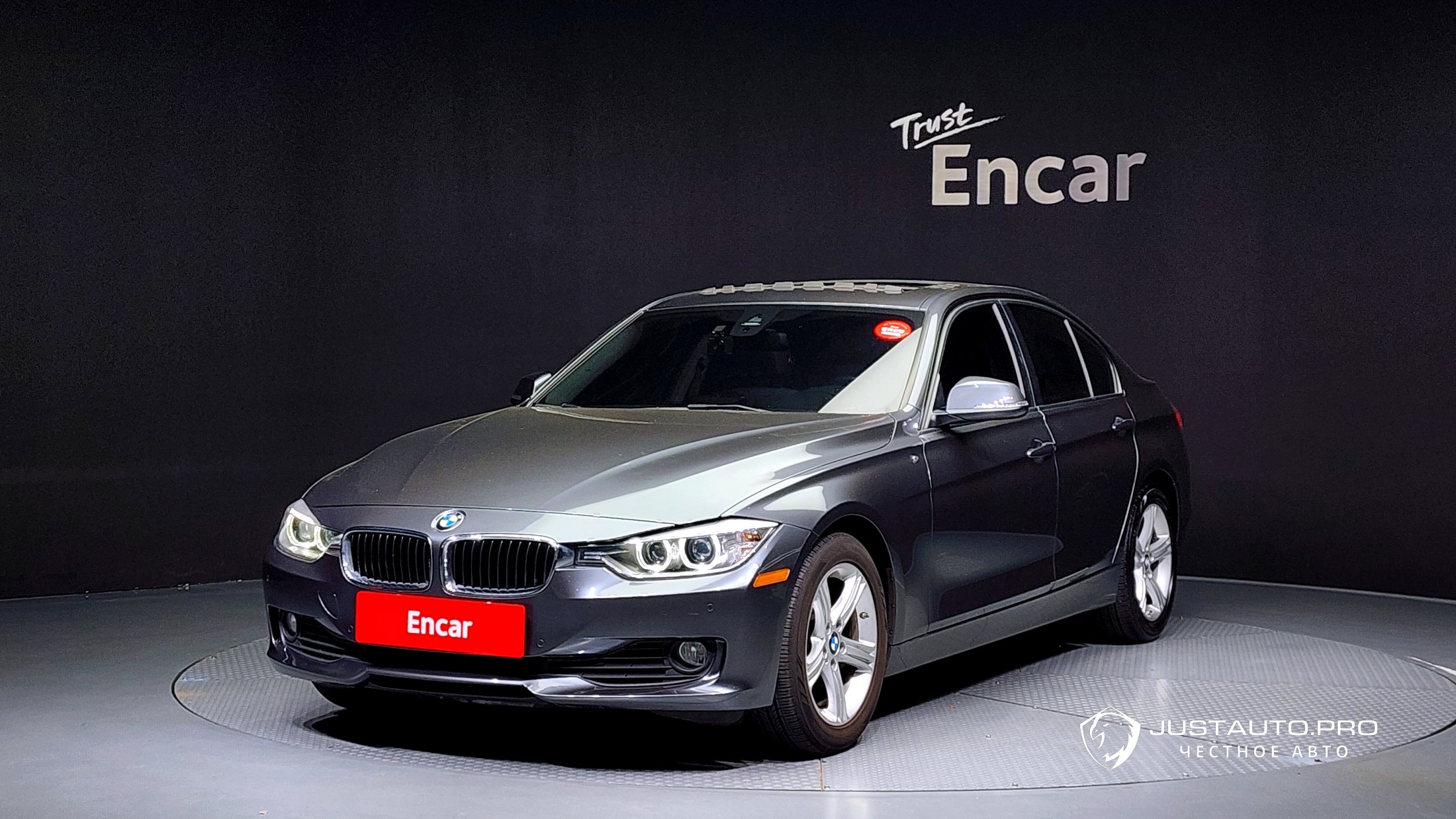 Автомобиль BMW 3-Series