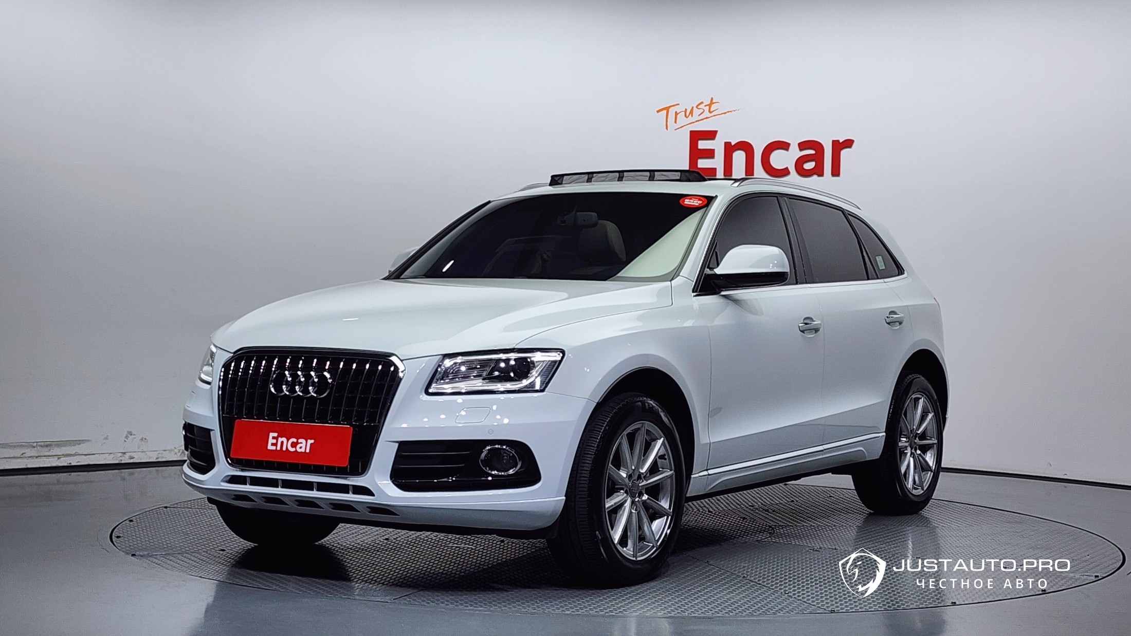 Автомобиль Audi Q5