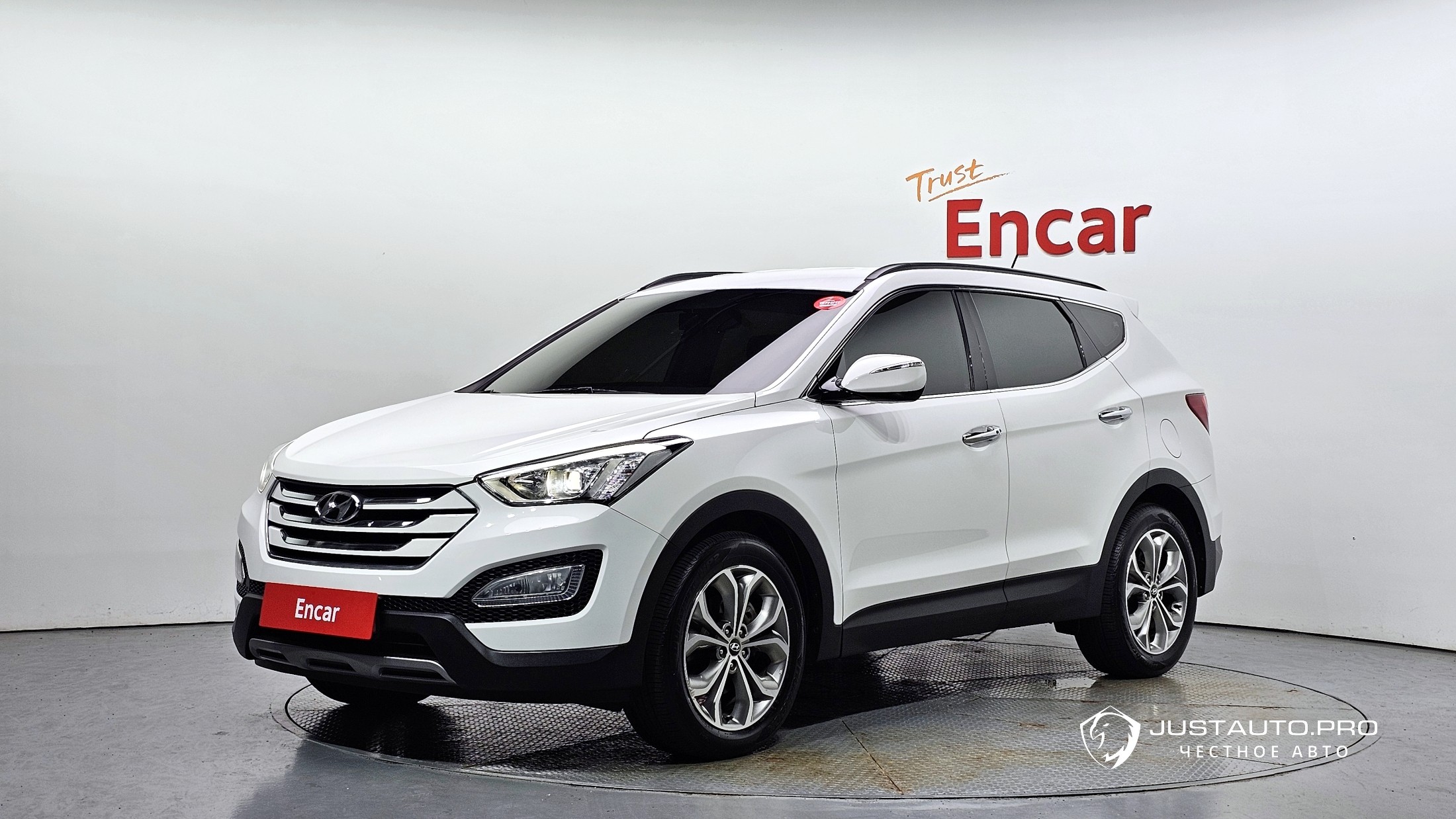 Автомобиль Hyundai Santafe