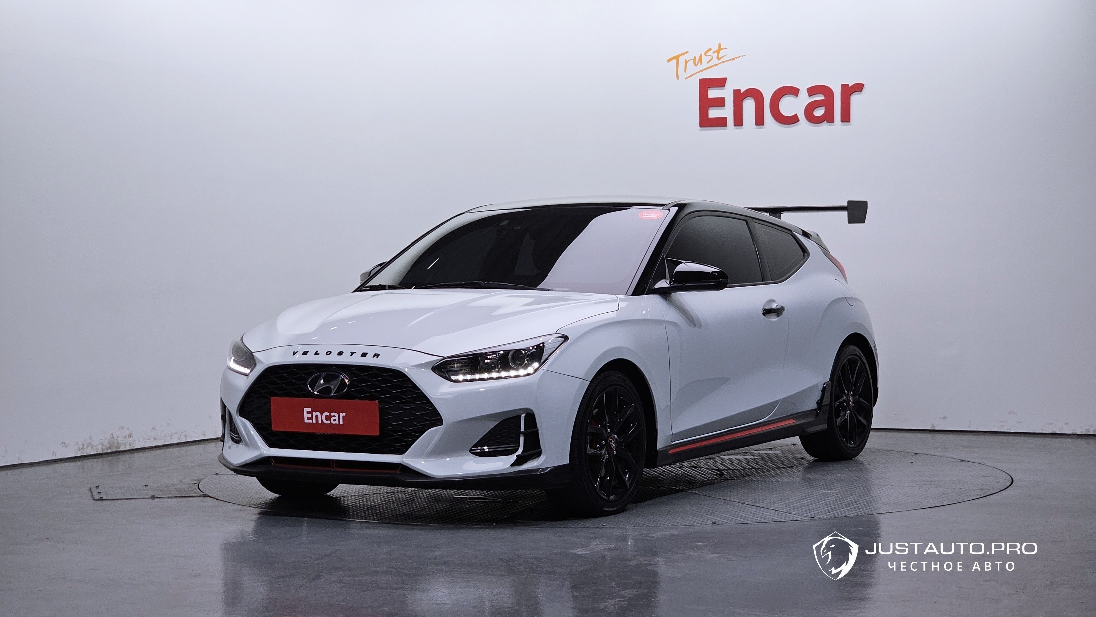 Автомобиль Hyundai Veloster