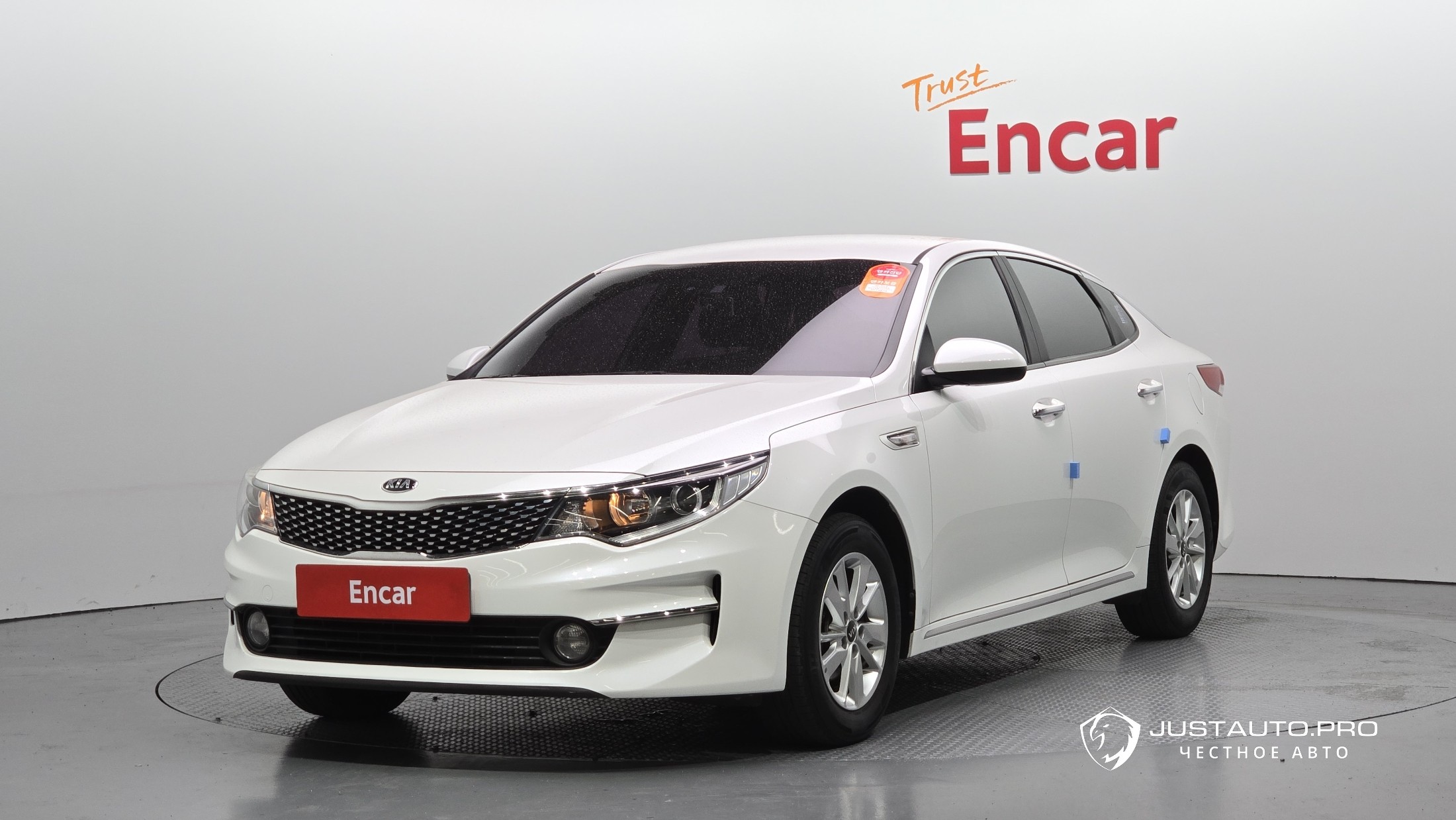 Автомобиль Kia K5