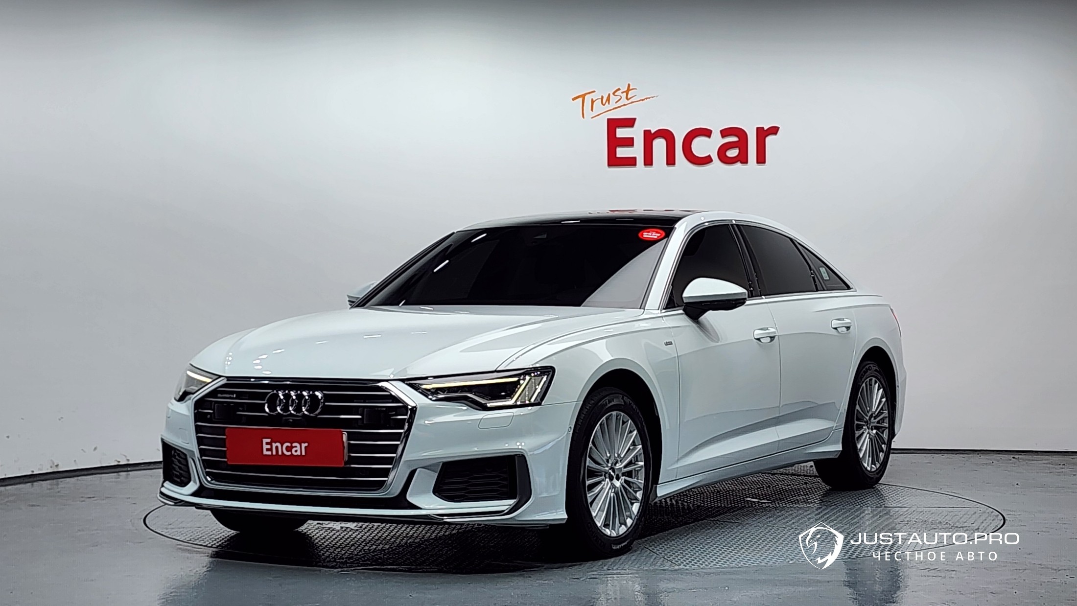 Автомобиль Audi A6