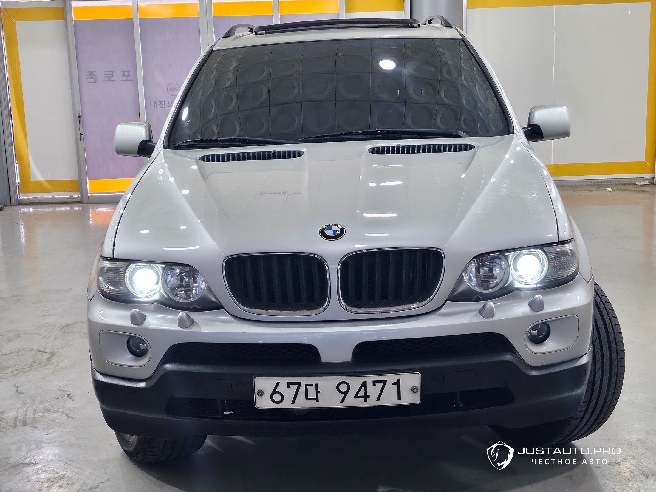 Автомобиль BMW X5