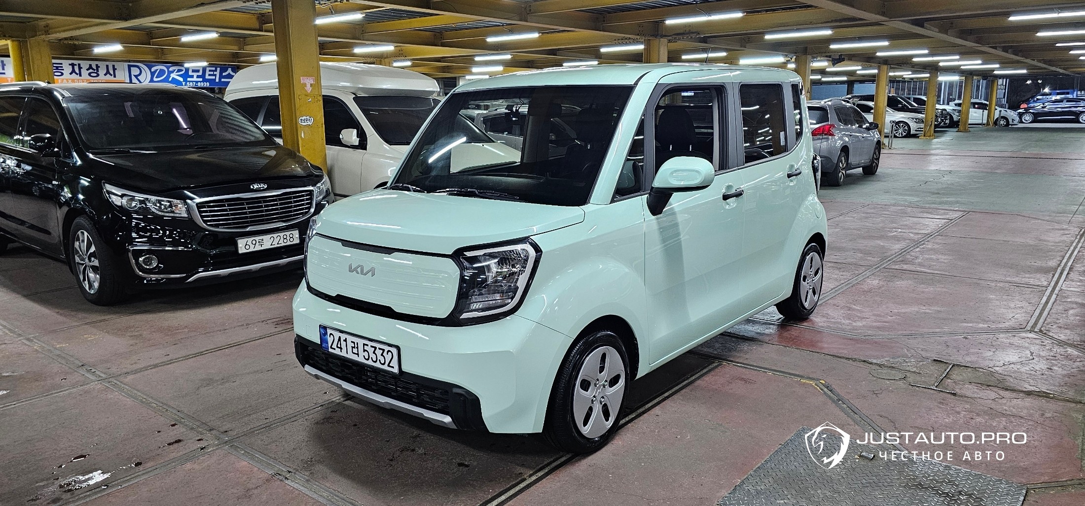 Автомобиль Kia RAY