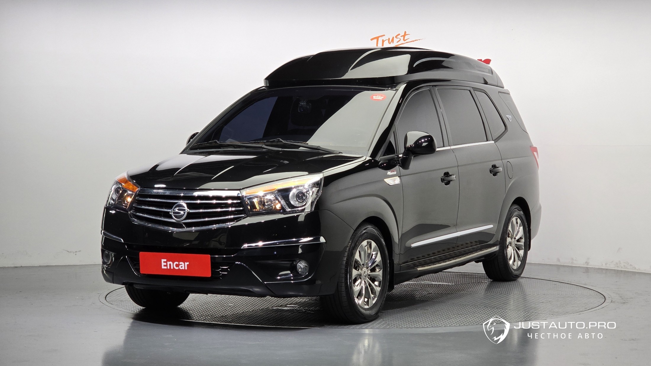 Автомобиль KG_Mobility_Ssangyong KORANDO