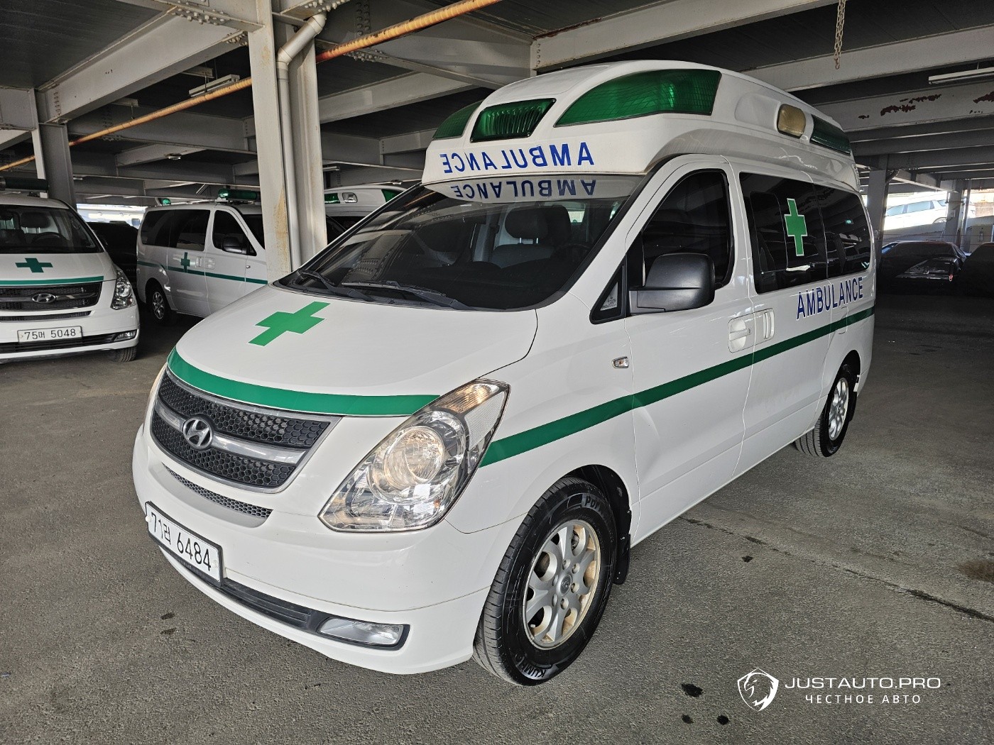 Автомобиль Hyundai Starex
