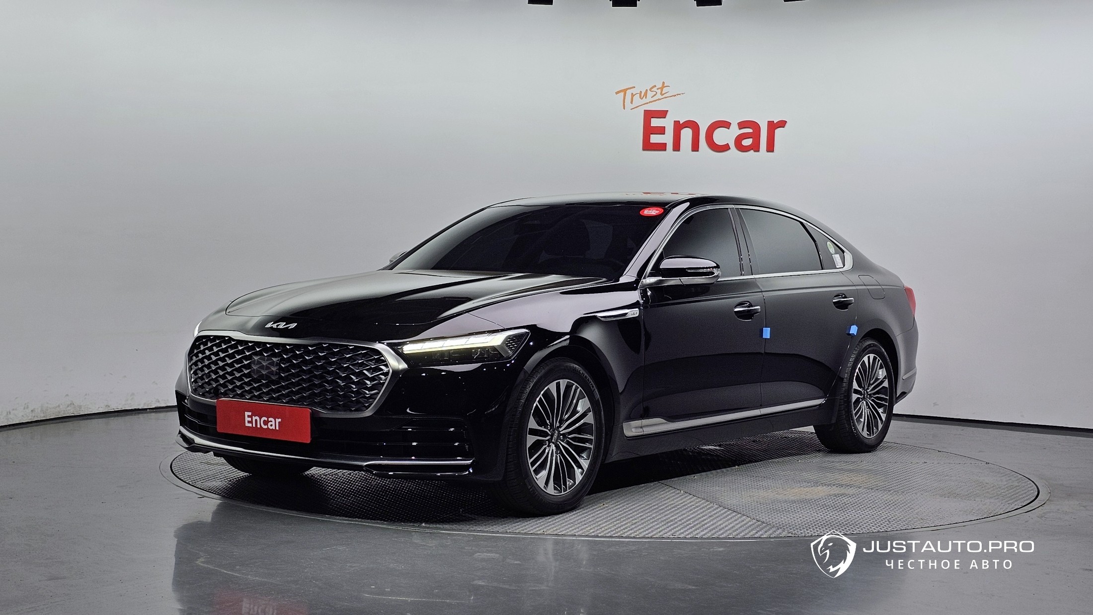 Автомобиль Kia K9