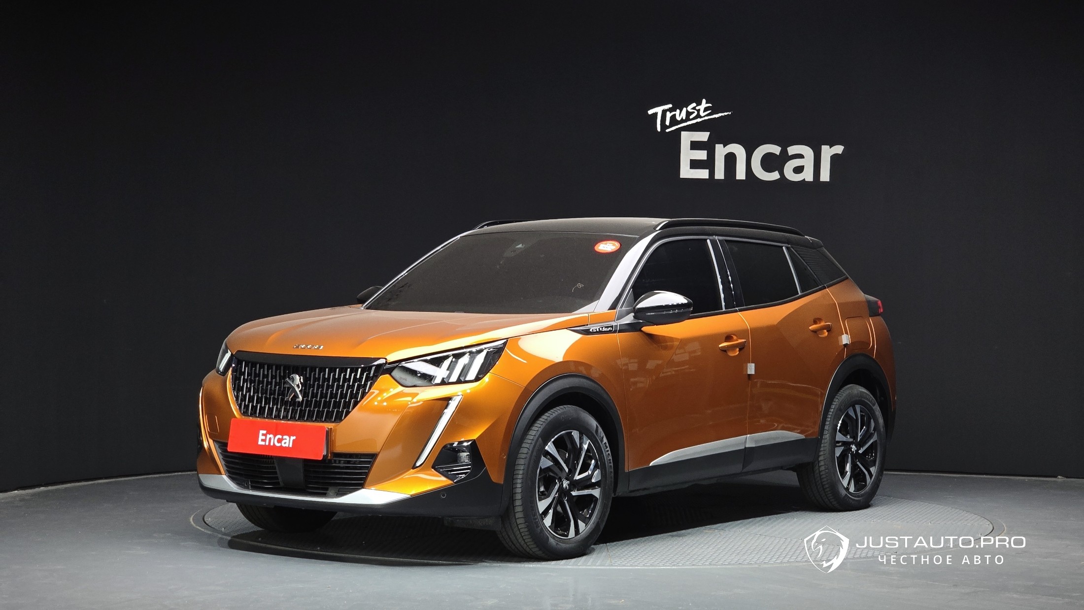 Автомобиль Peugeot 2008