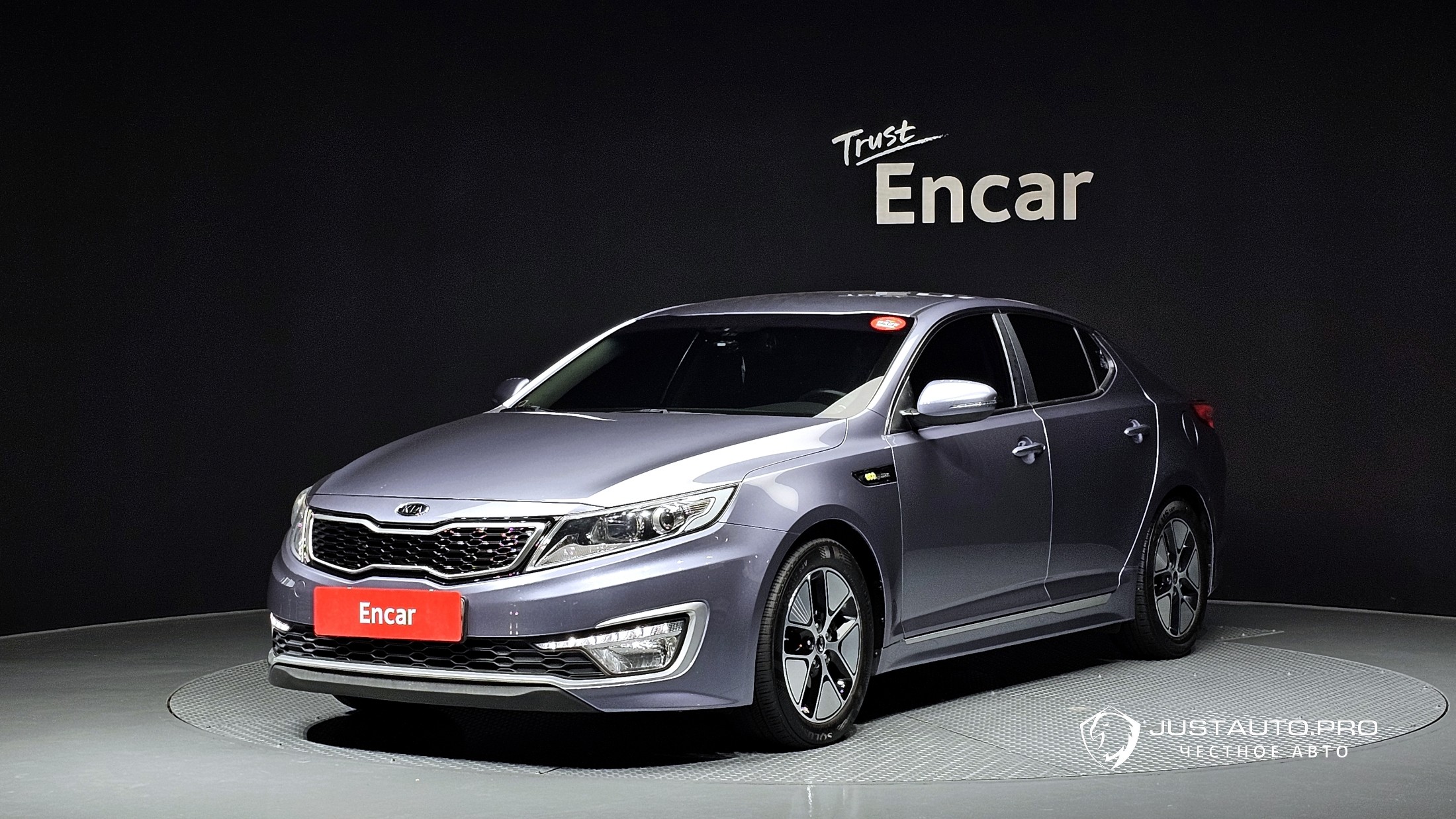 Автомобиль Kia K5