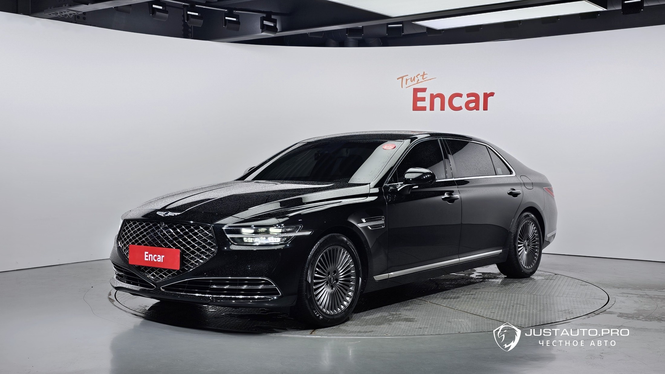 Автомобиль Genesis G90