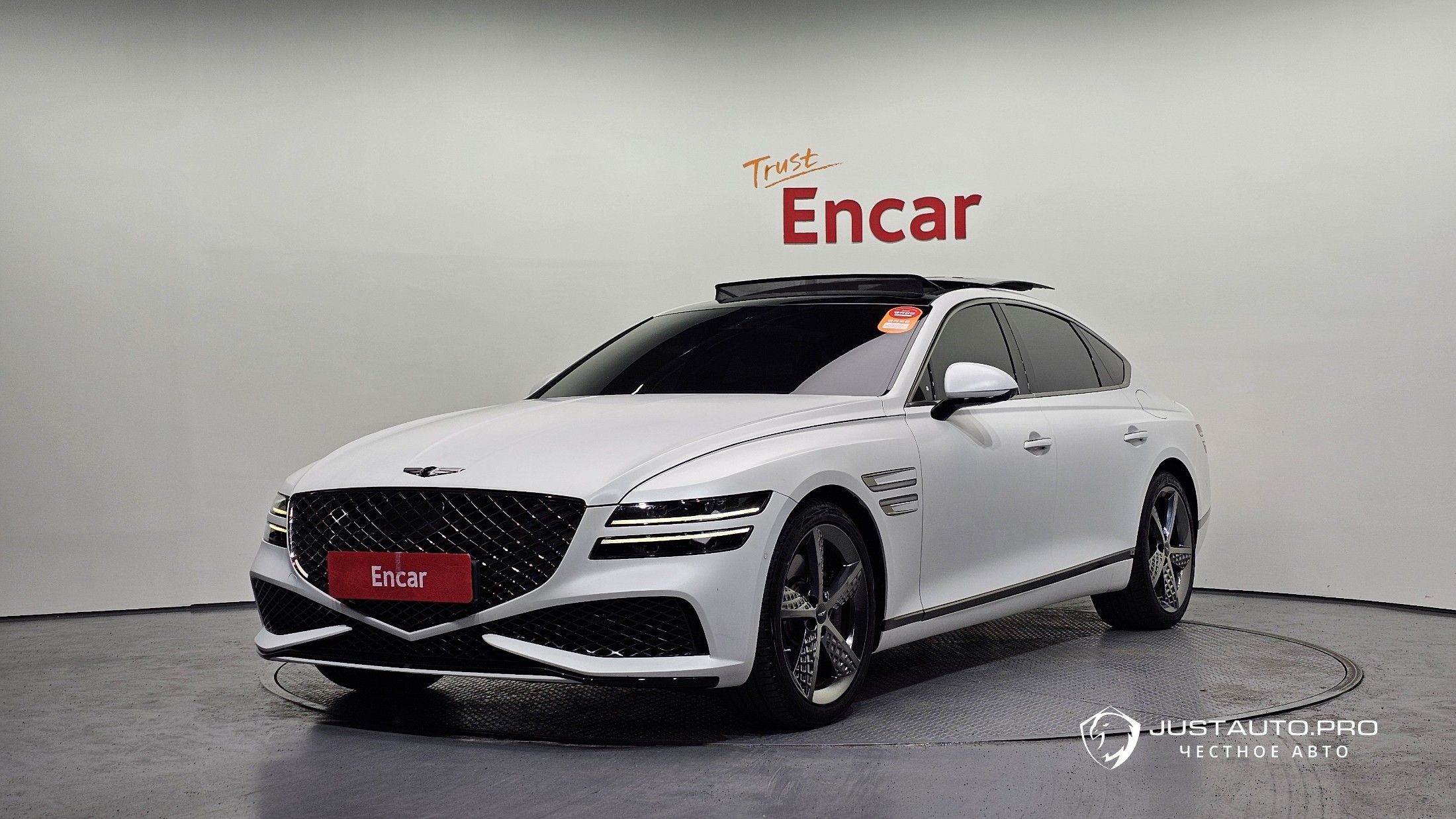 Автомобиль Genesis G80