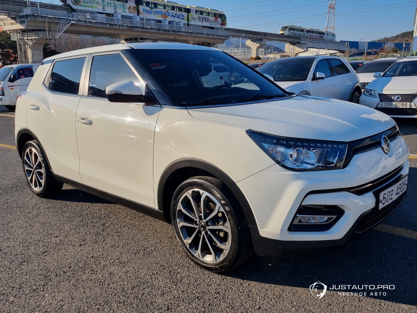 Автомобиль KG_Mobility_Ssangyong TIBOLI