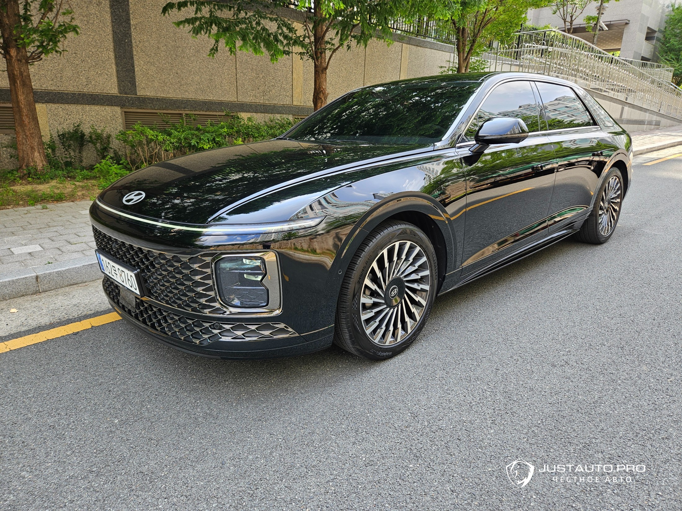 Автомобиль Hyundai Grandeur