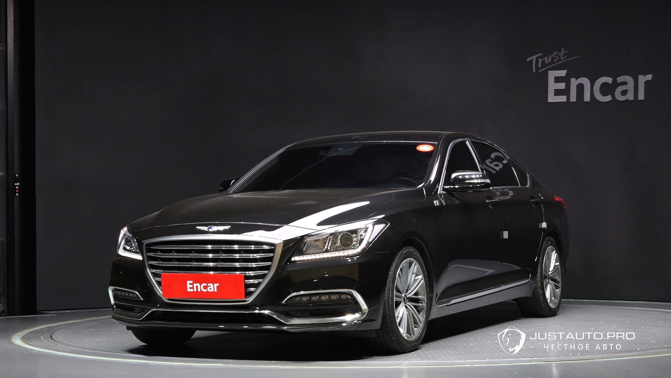 Автомобиль Genesis G80