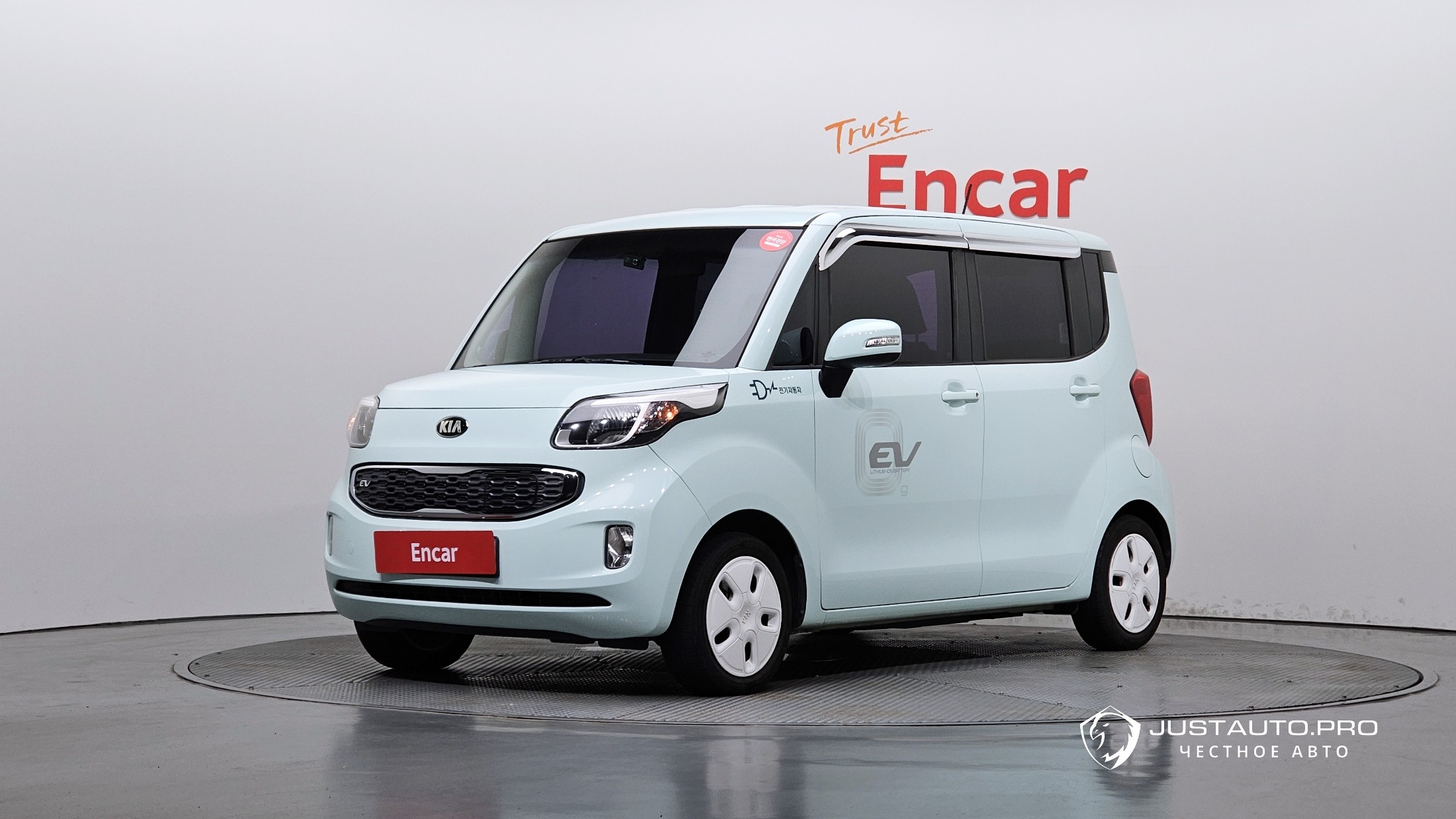 Автомобиль Kia RAY