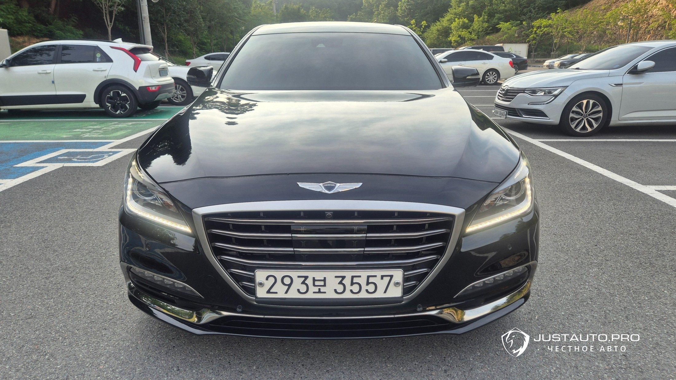 Автомобиль Genesis G80