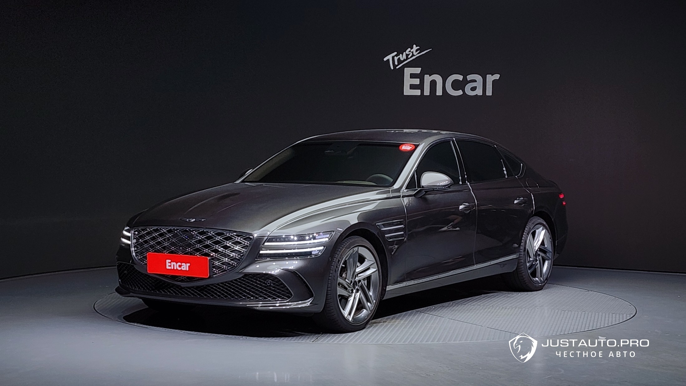 Автомобиль Genesis G80