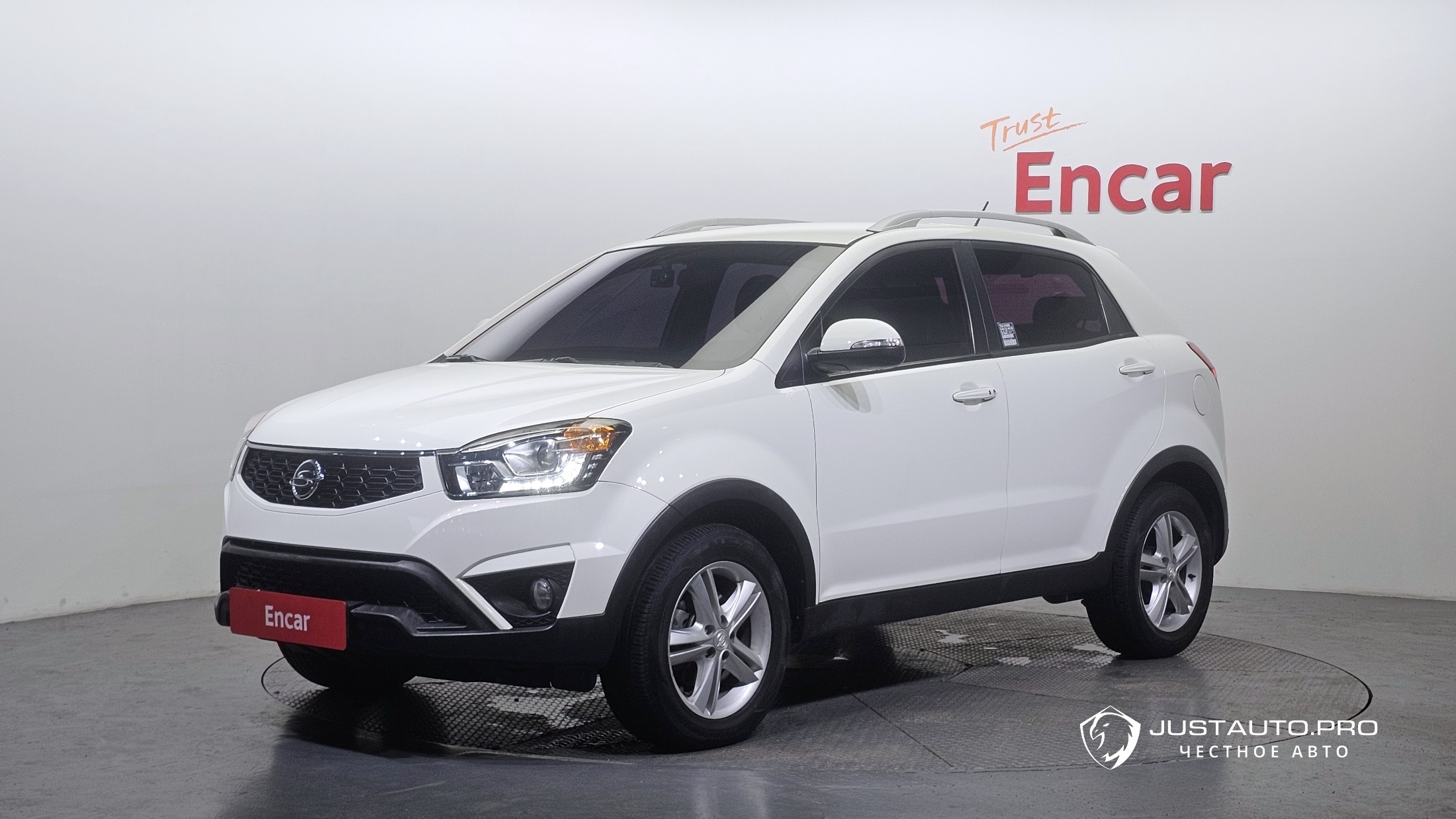 Автомобиль KG_Mobility_Ssangyong KORANDO