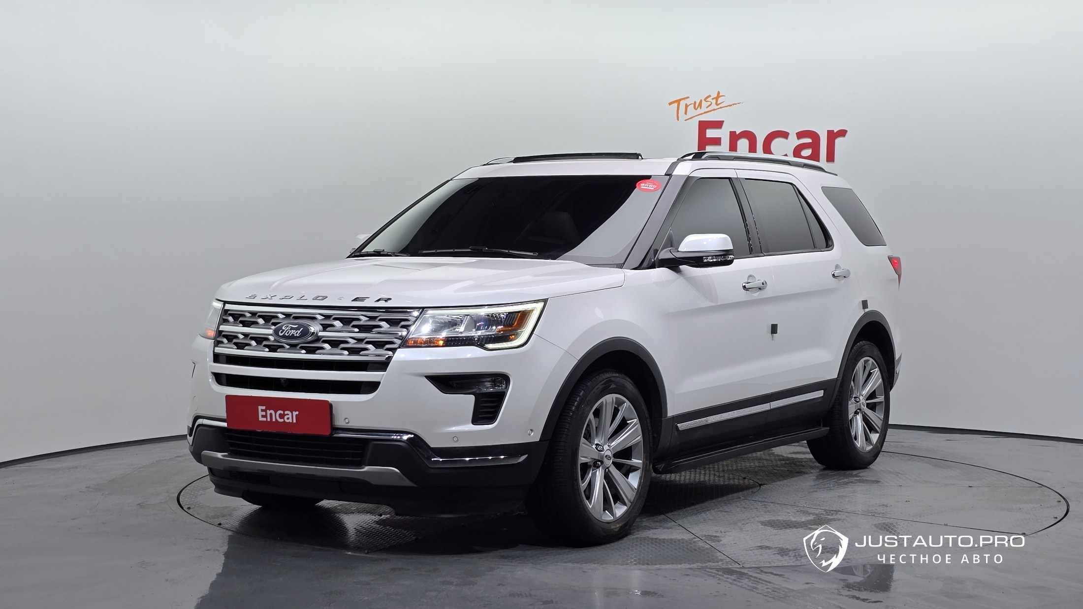 Автомобиль Ford Explorer