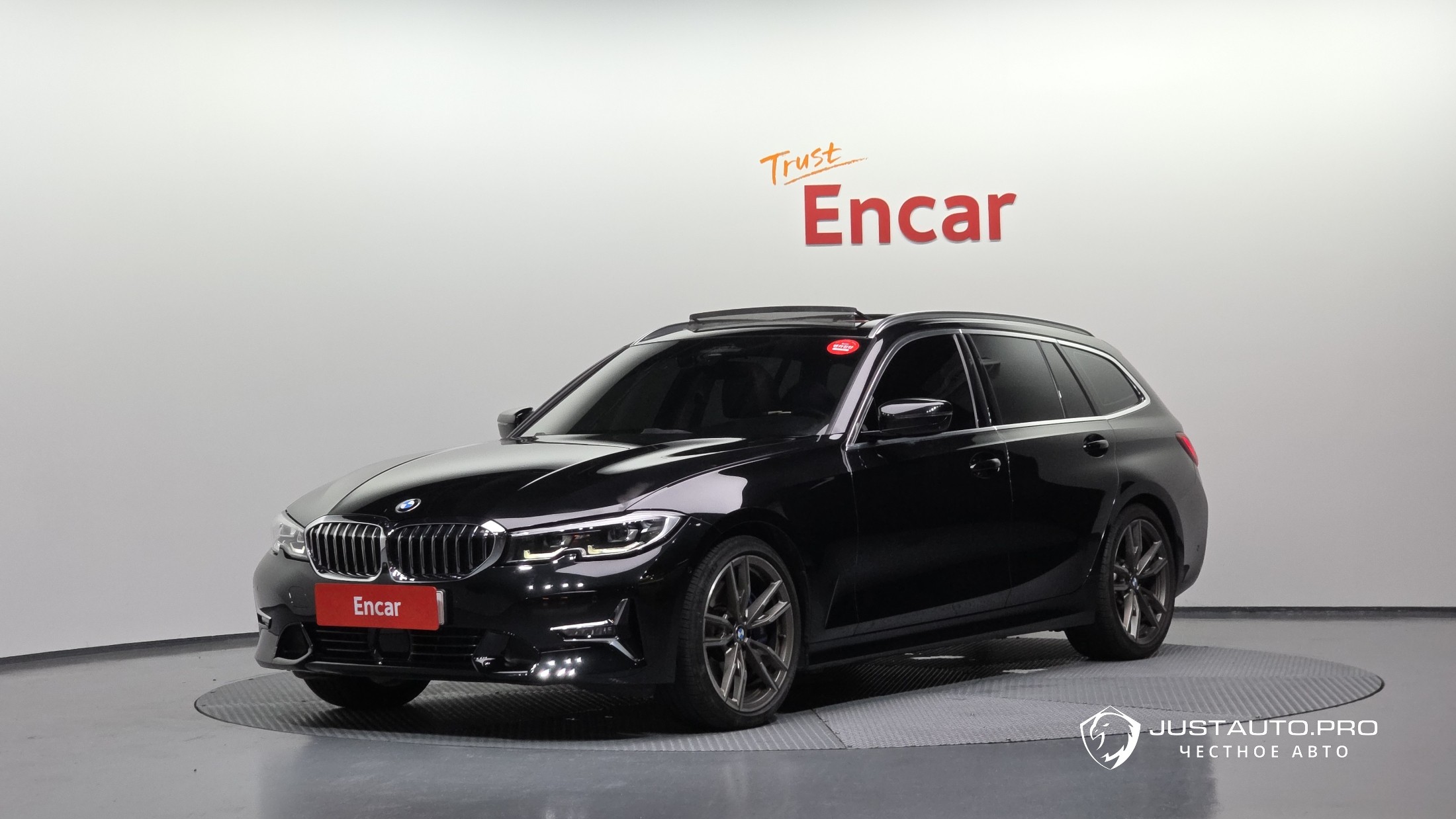 Автомобиль BMW 3-Series