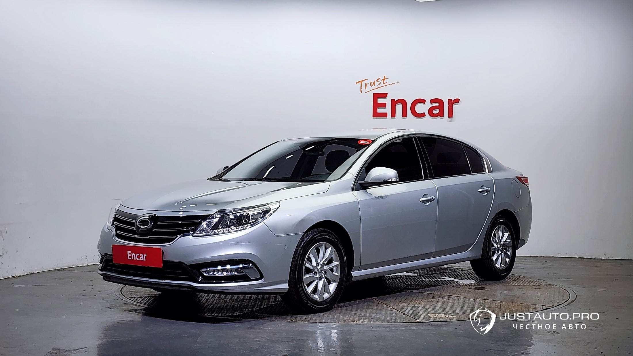 Автомобиль Renault-KoreaSamsung SM5 