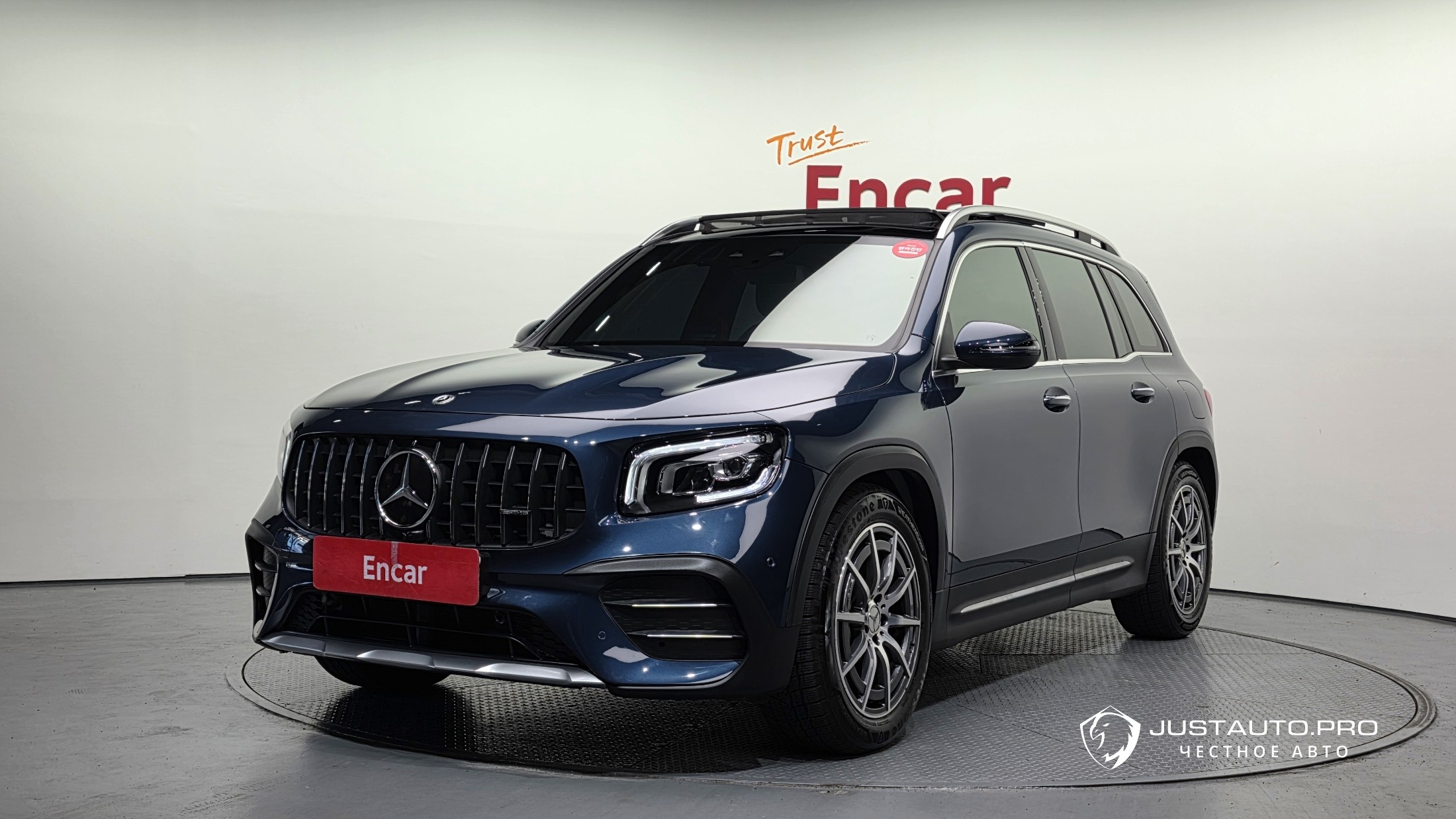 Автомобиль Mercedes-Benz GLB-Class