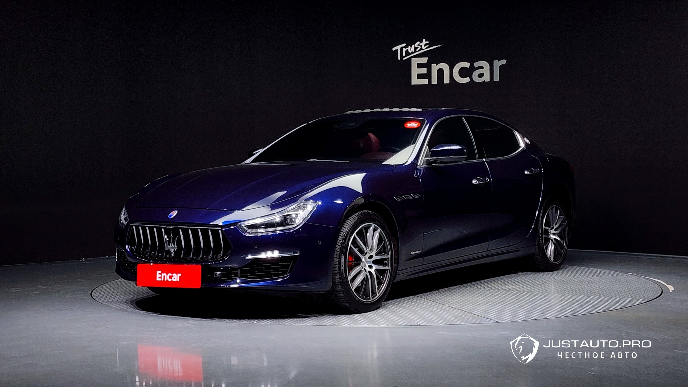 Автомобиль Maserati Ghibli