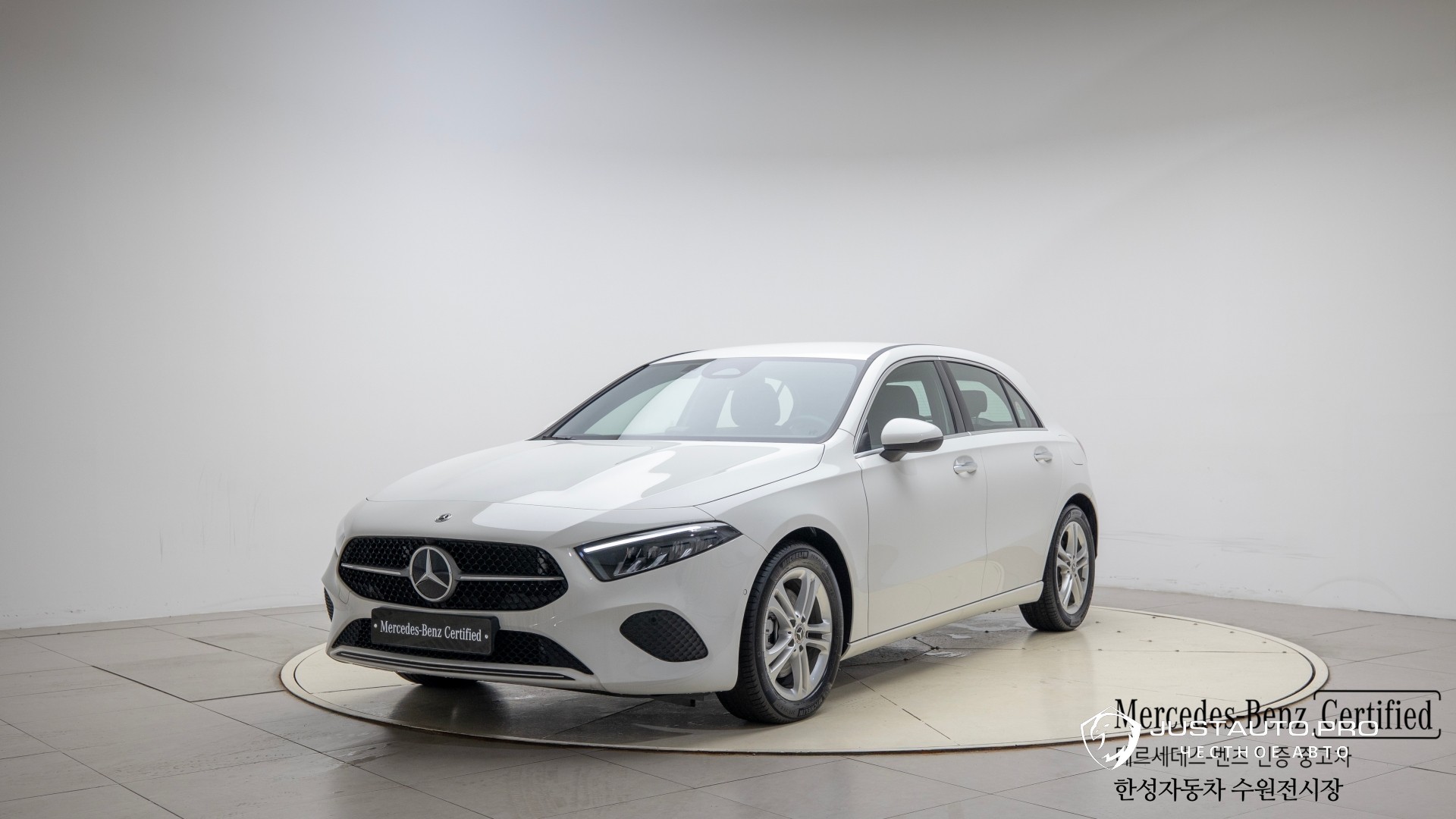 Автомобиль Mercedes-Benz A-Class