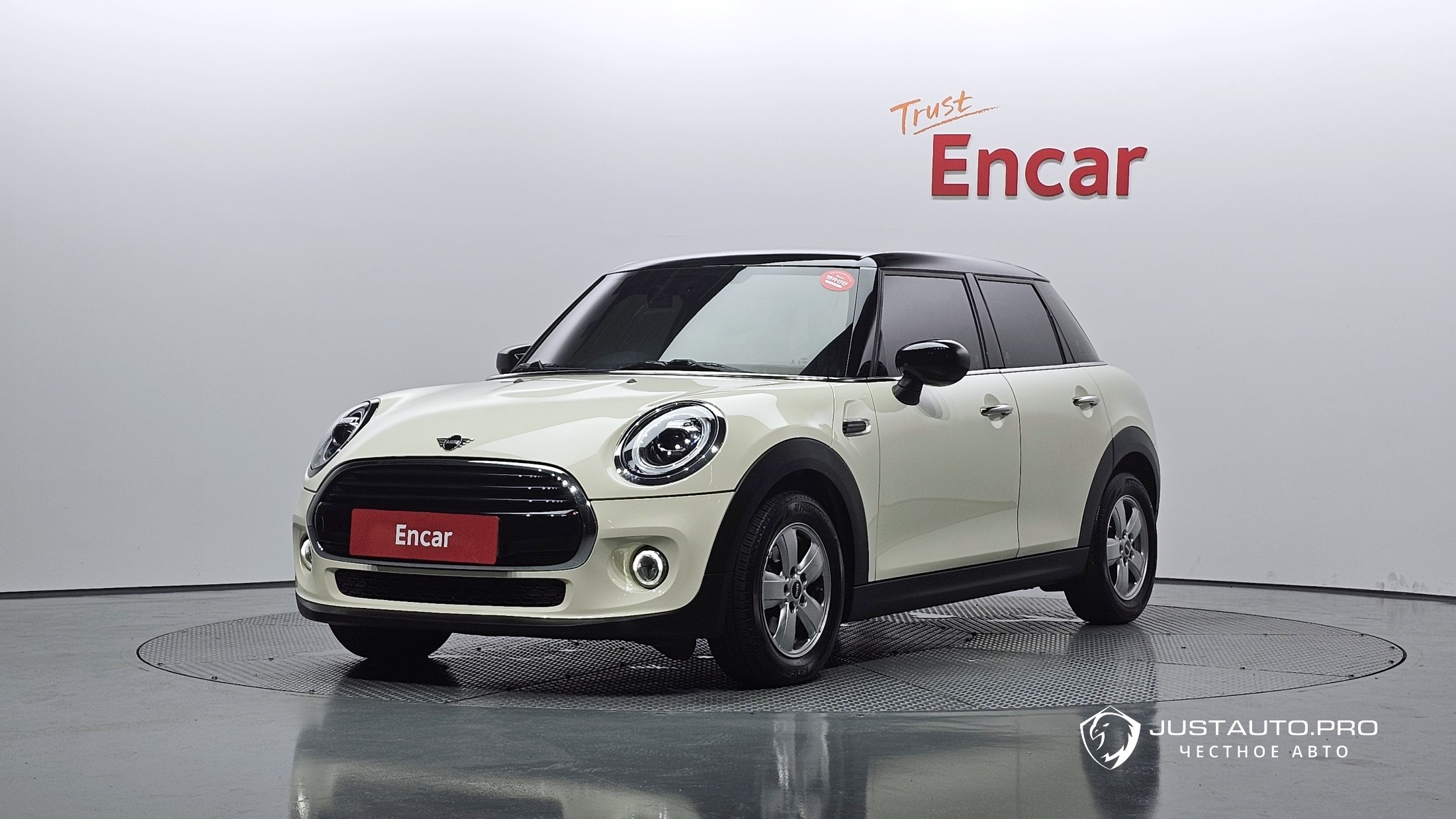 Автомобиль Mini Cooper