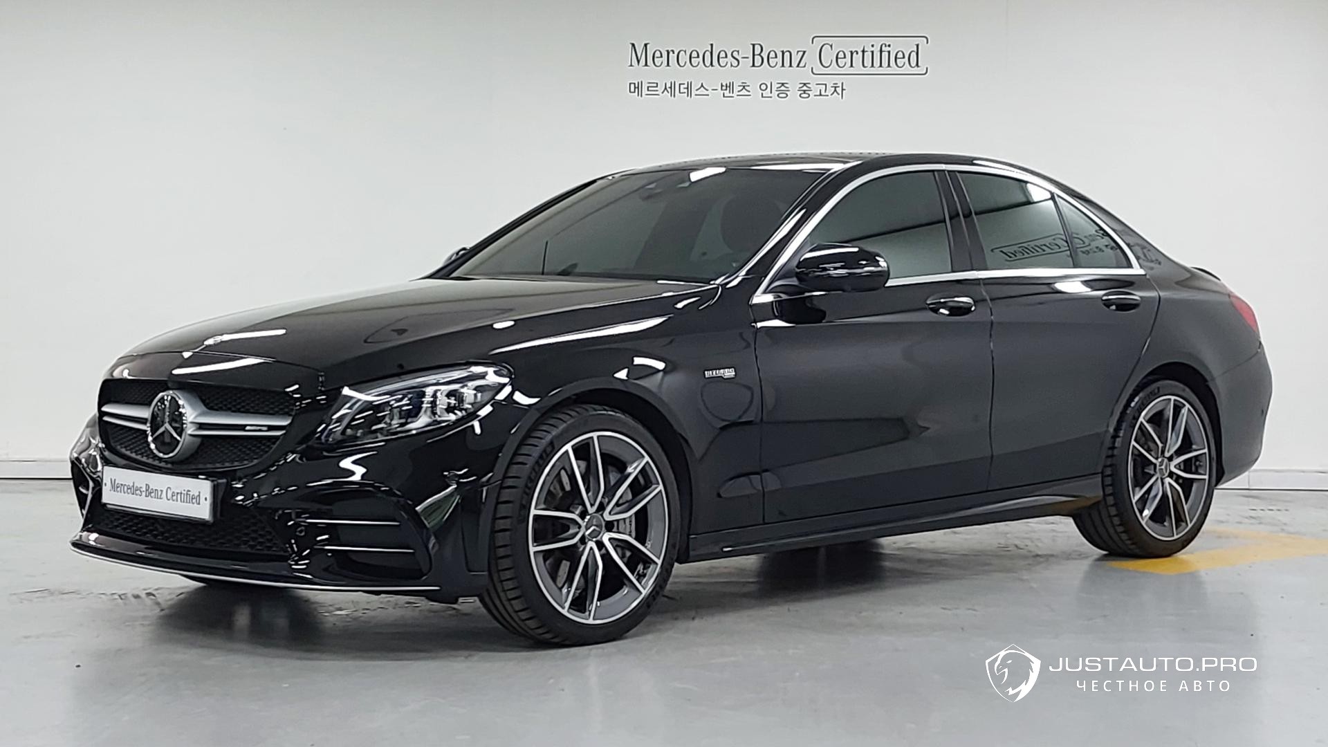 Автомобиль Mercedes-Benz C-Class