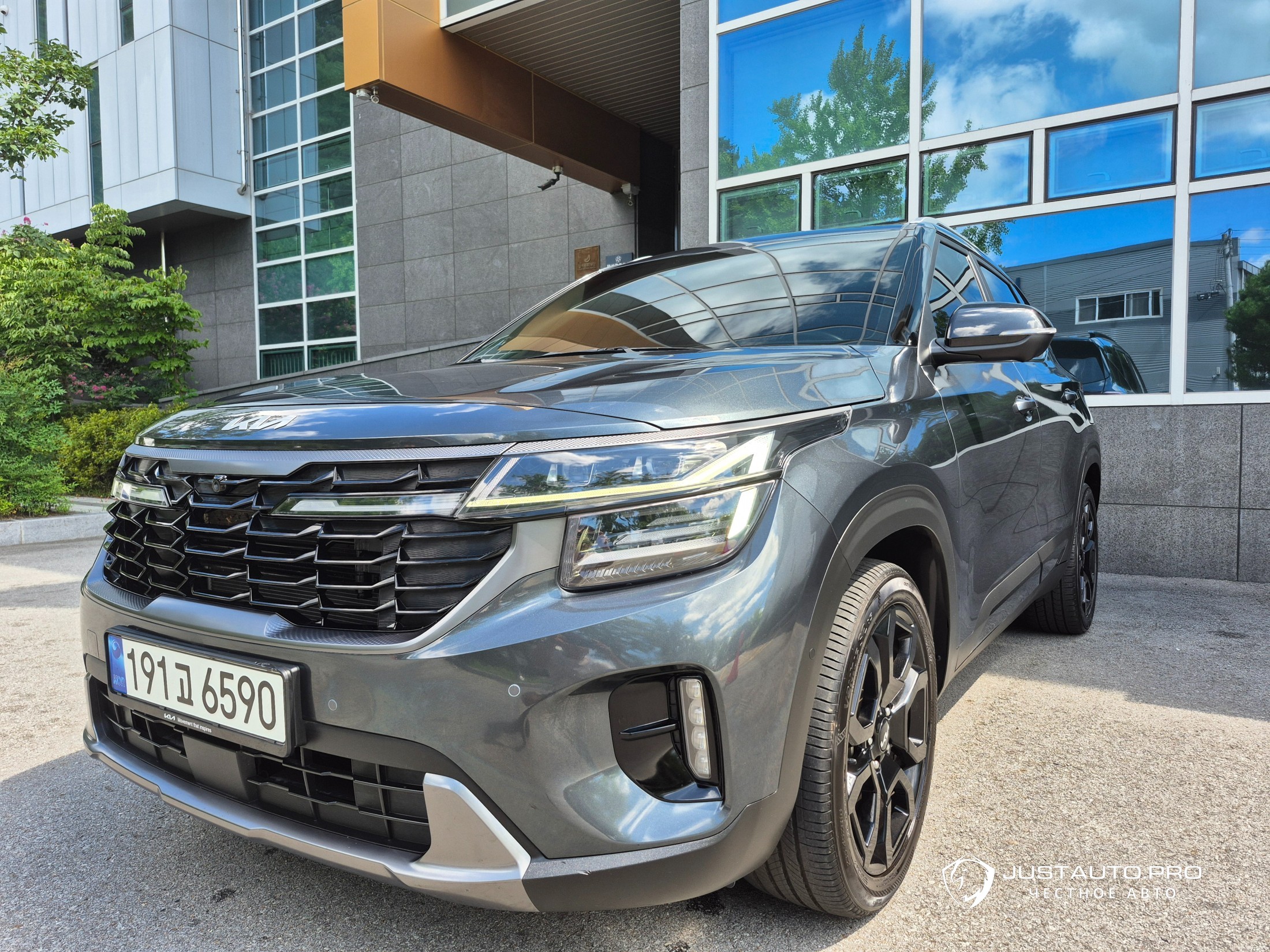 Автомобиль Kia Seltos