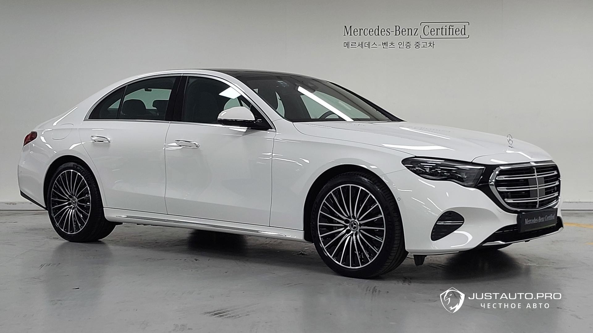 Автомобиль Mercedes-Benz E-Class