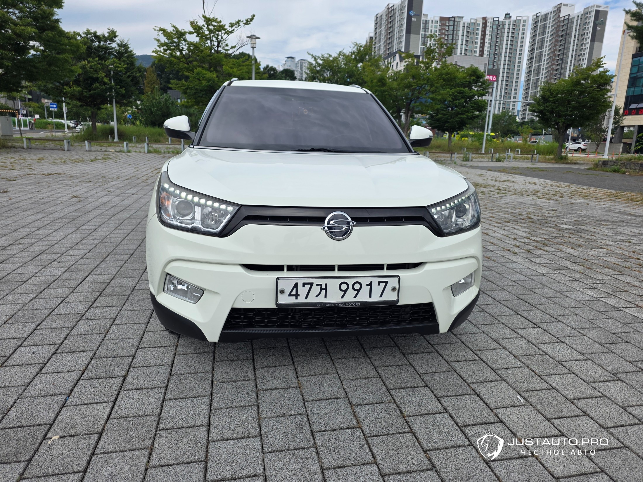 Автомобиль KG_Mobility_Ssangyong TIBOLI