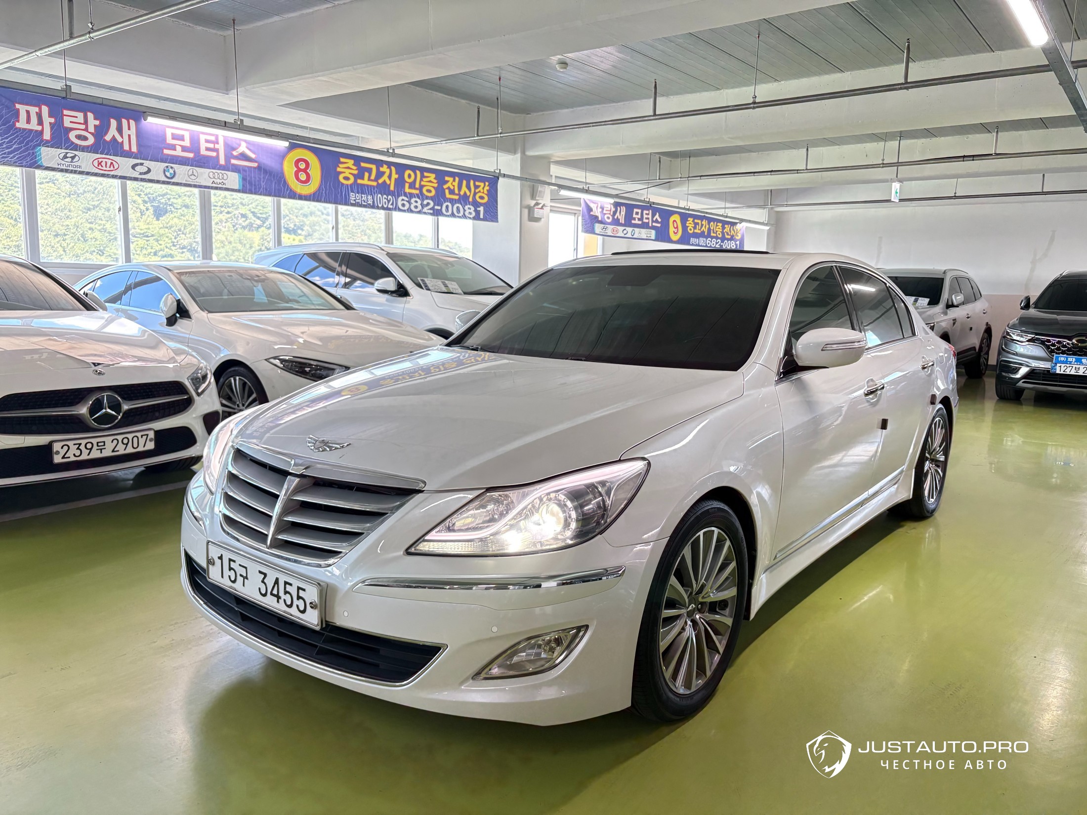 Автомобиль Hyundai Genesis