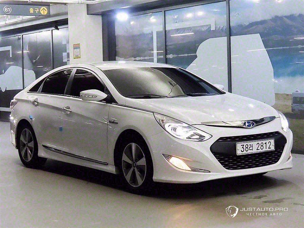 Автомобиль Hyundai Sonata